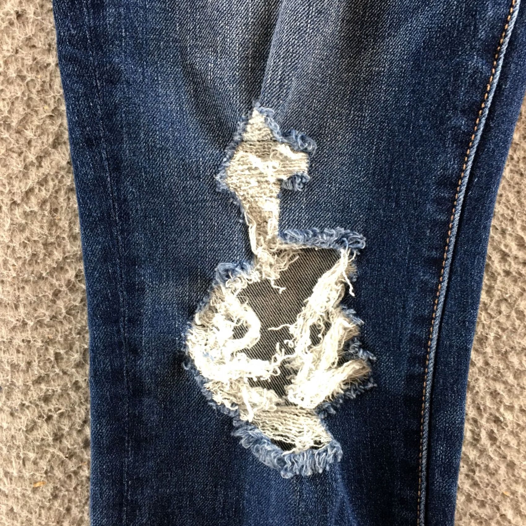 American Eagle Outfitters American Eagle Outfitters Jeans Womens 8 Long Blue Skinny Distressed Raw Hem Stretch Denim Jeans Womens Size 30" / US 8 / IT 44 - 7 Thumbnail