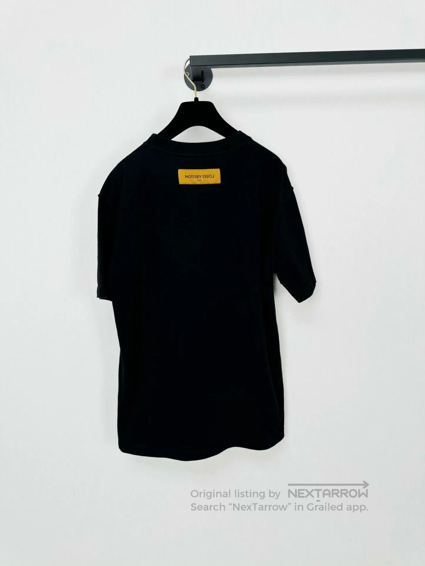Louis Vuitton Louis Vuitton Black Short Sleeve T. Size US L / EU 52-54 / 3 - 4 Thumbnail