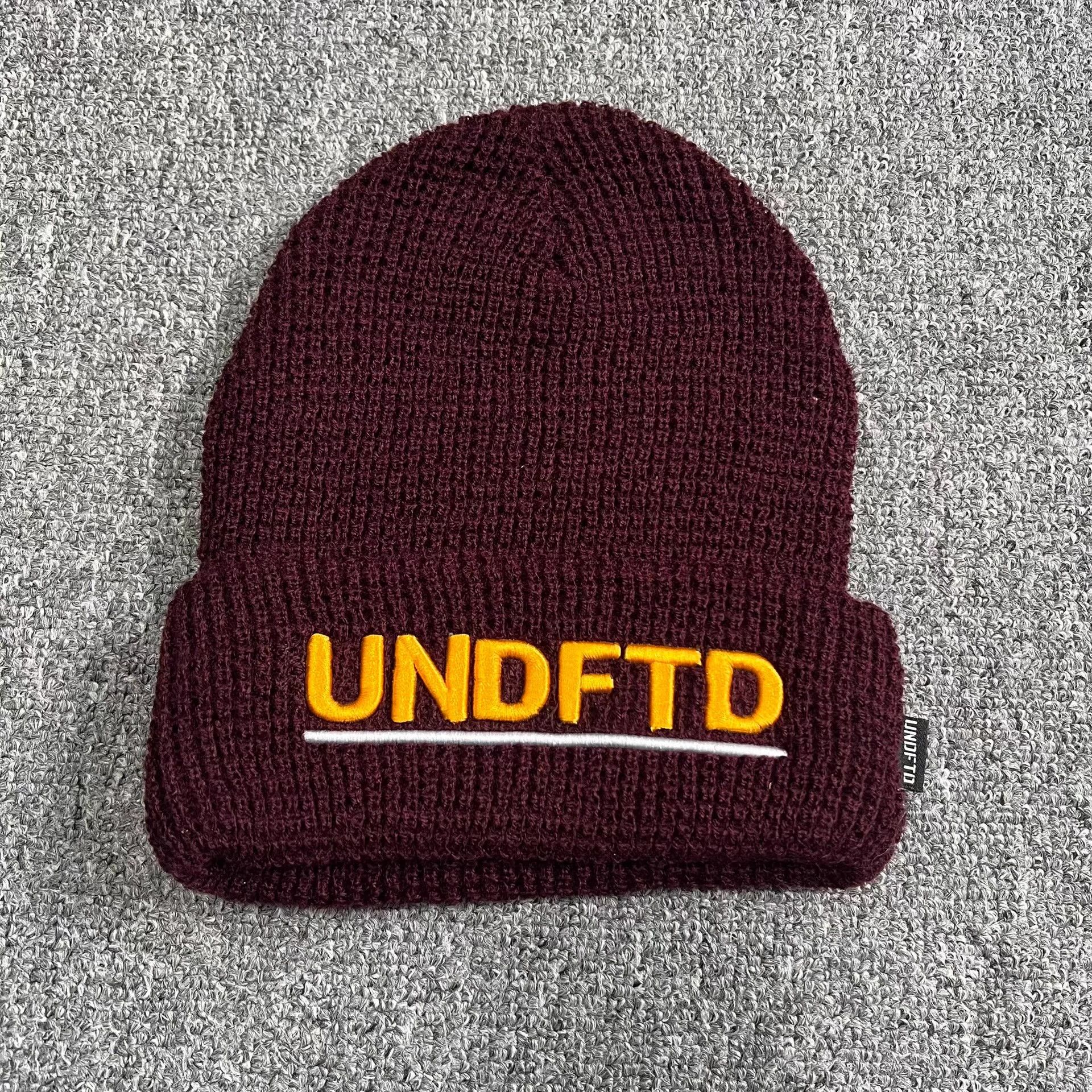 Undefeated Undefeated Embroidered Knitted Beanie Three colors Q7 Size ONE SIZE - 4 Thumbnail
