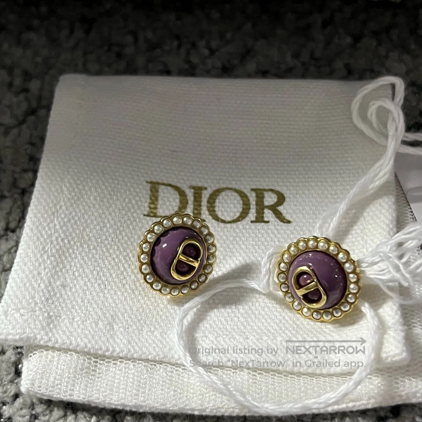 Dior Dior Logo letter design; classic and stylish earrings| Size ONE SIZE - 2 Thumbnail