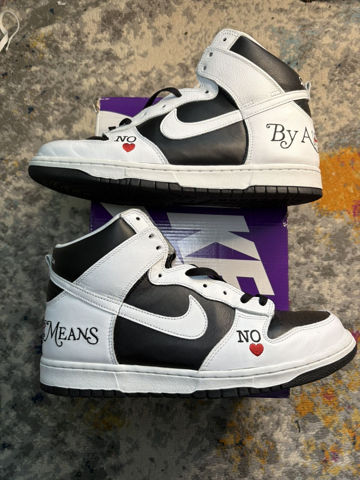 Size 9.5 - Supreme x Nike‎ Dunk SB High By Any Means Stormtrooper Nike x Supreme SB Dunk High  main image 2