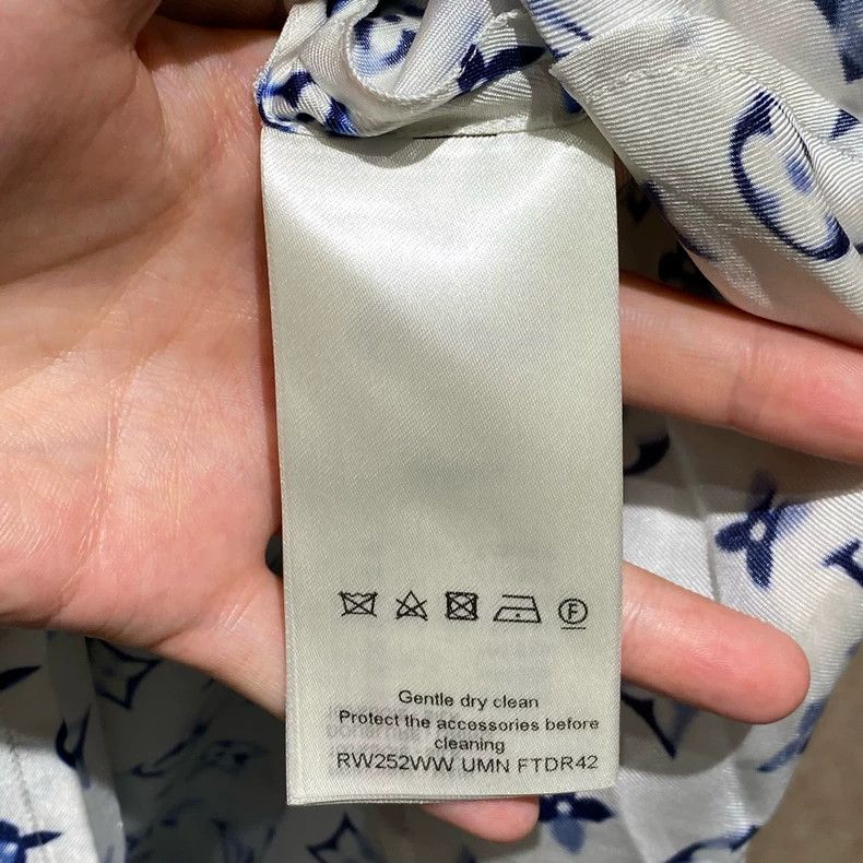Louis Vuitton Louis Vuitton 25ss nautical blue and white silk presbyopic Size XS / US 0-2 / IT 36-38 - 5 Thumbnail