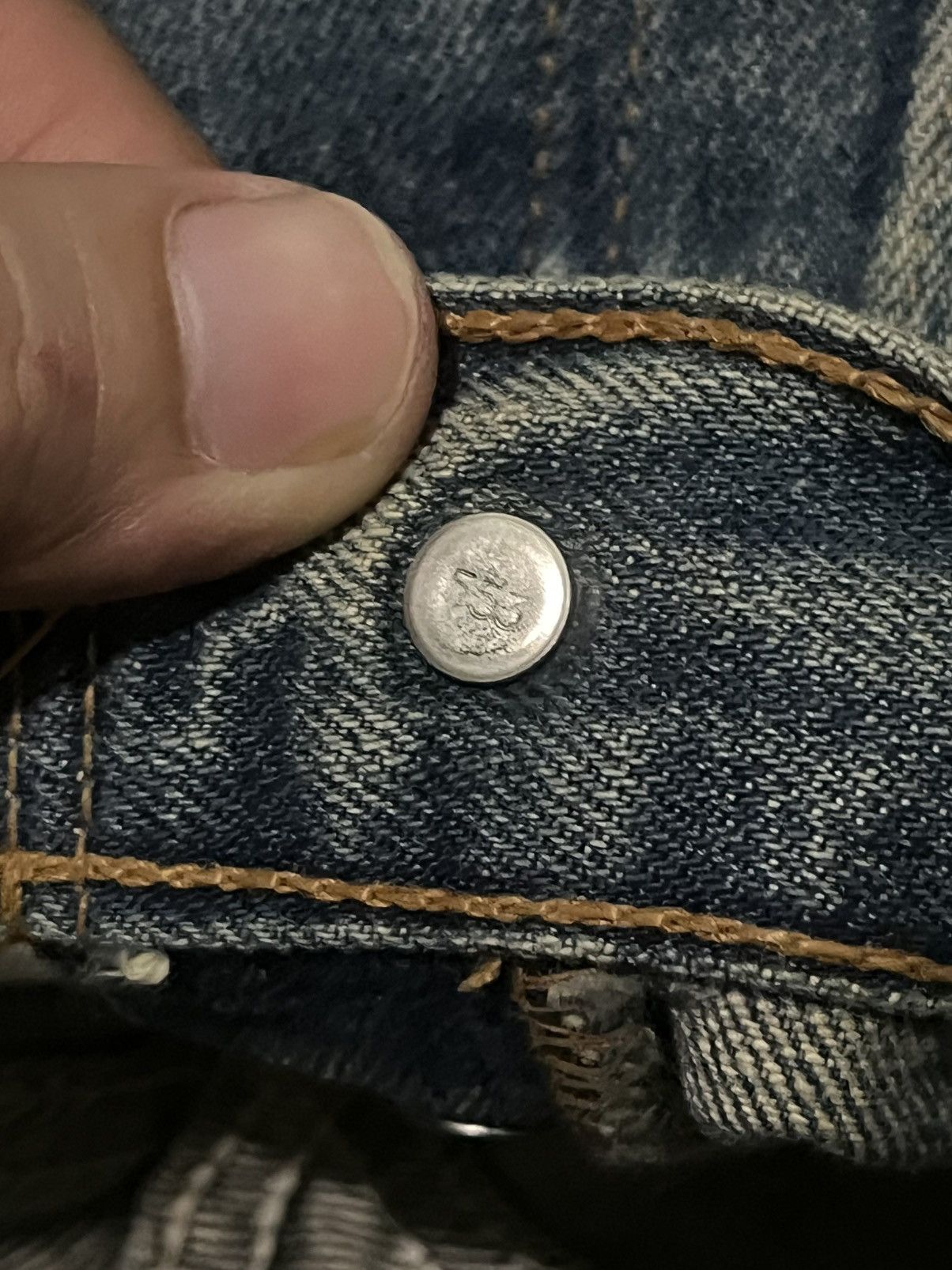 Levi's Vintage 90s Levi’s 501 Button Fly Dark Blue Faded Jeans Size US 31 - 7 Thumbnail