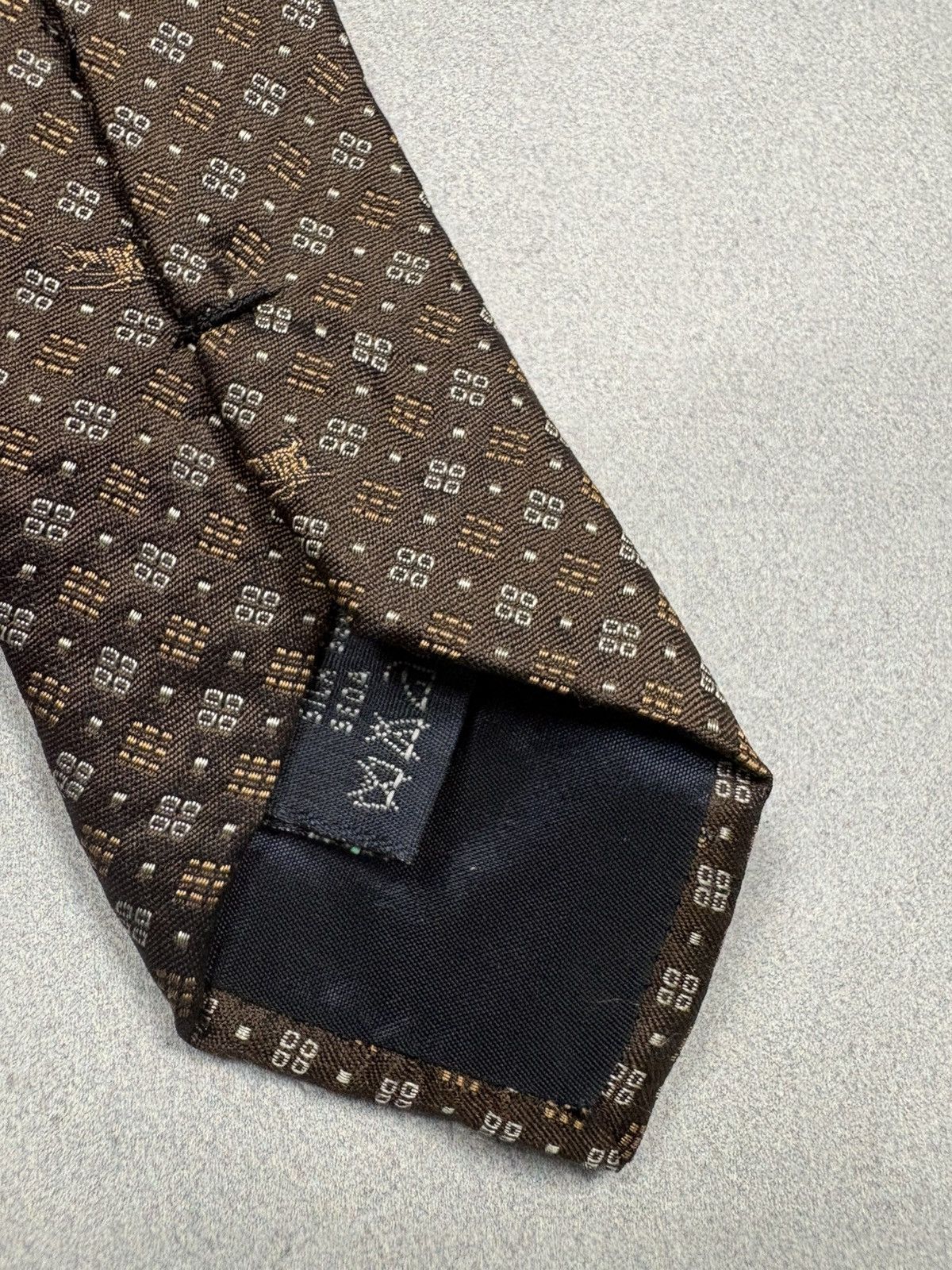 Burberry Burberry London Brown Silk Tie Monogram Pattern Vintage Size ONE SIZE - 13 Thumbnail