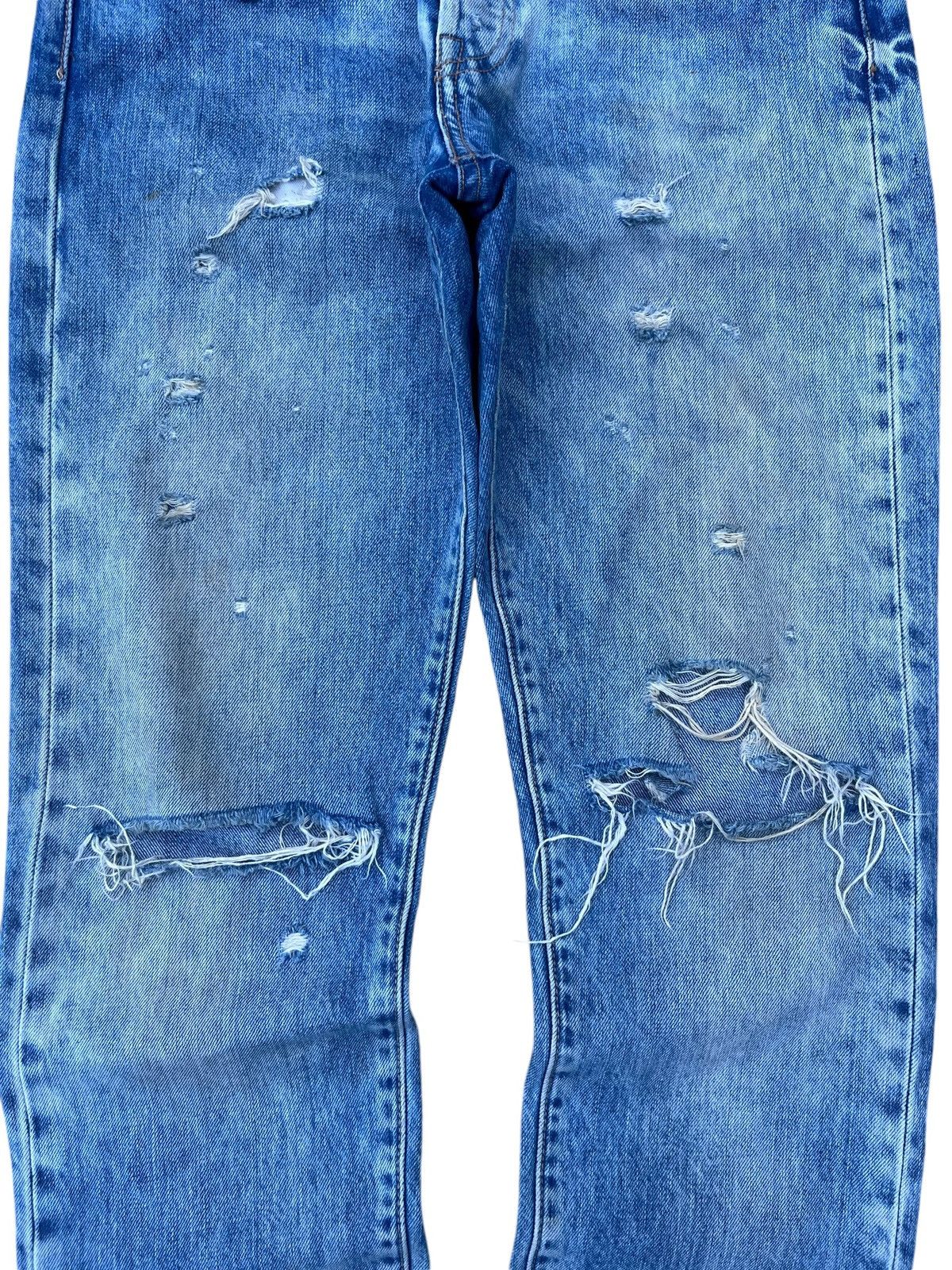 Levi's × Levi's Vintage Clothing Vintage Levi’s 501 Buttonfly Distressed Straight Leg Jeans Size US 29 - 6 Thumbnail