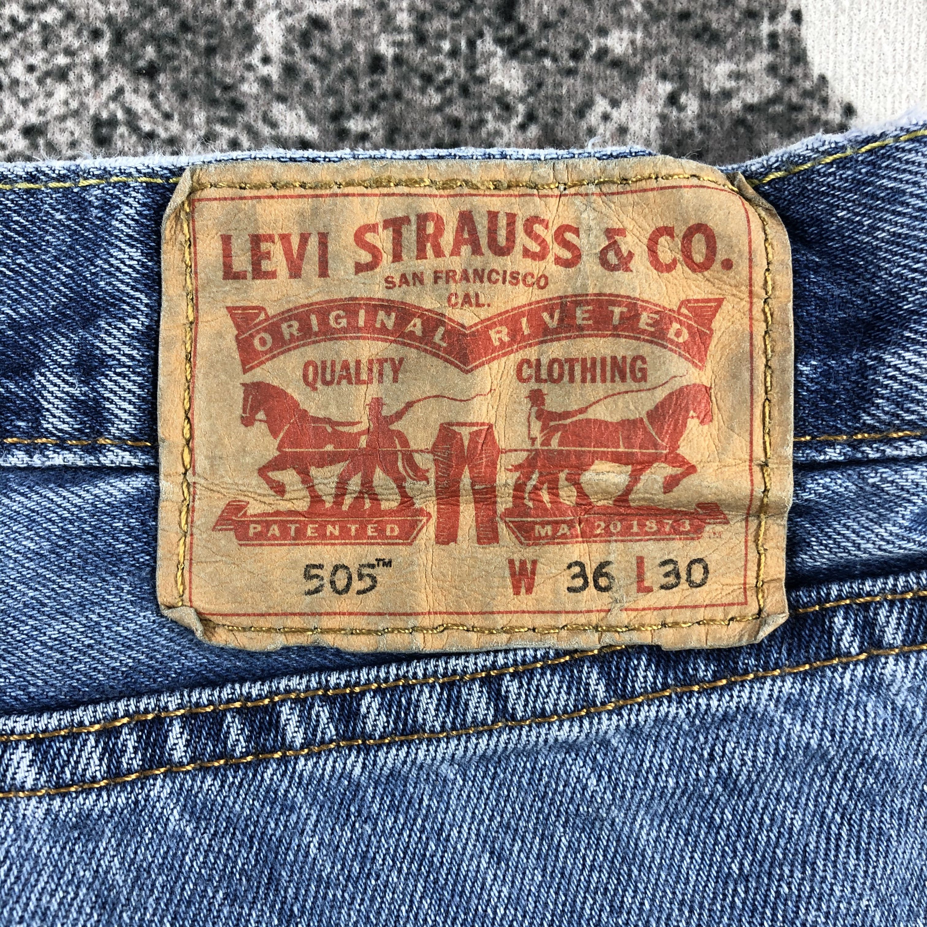 Levi's Vintage Levis 505 Jeans Distress Faded Blue KJ1051 Size US 36 / EU 52 - 5 Thumbnail