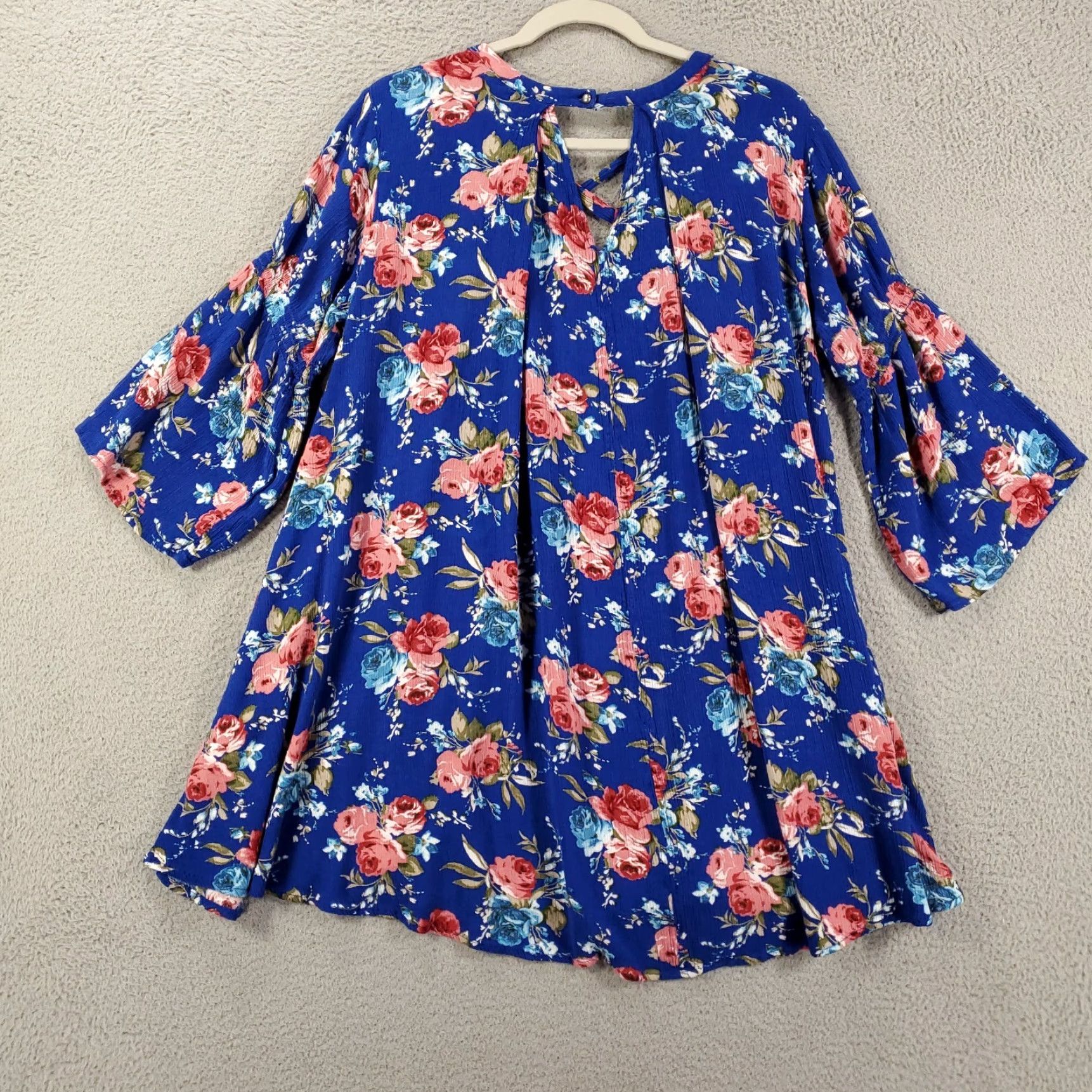 Vintage Womens Tunic Top XL Blue Floral Boho V-Neck Straps 3/4 Sleeve Crochet Criss Cross Neckline Blouse Shirt Size XL / US 12-14 / IT 48-50 - 7 Thumbnail