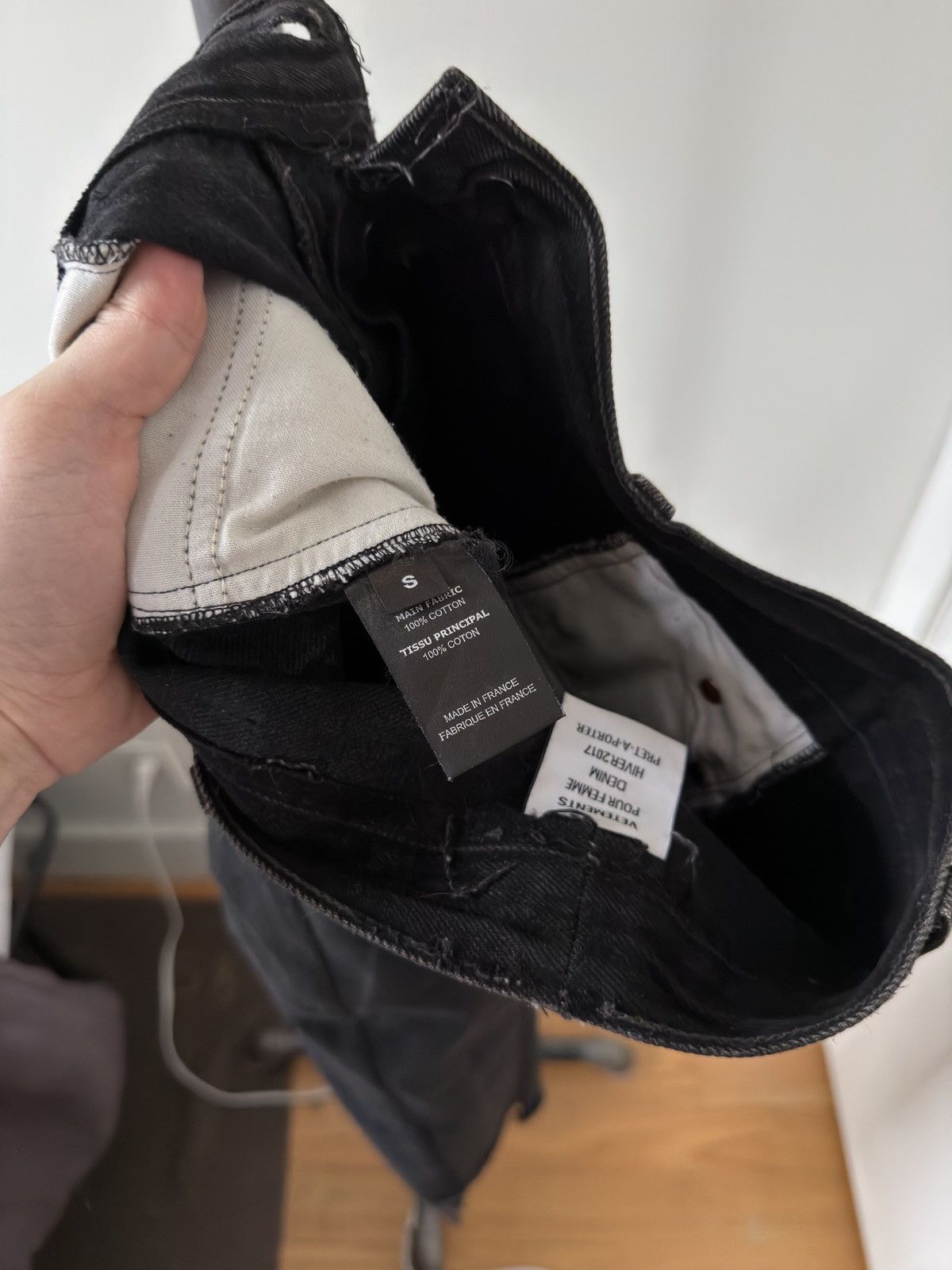 Vetements AW17 Reconstructed Jeans Size 25" / US 0 / IT 36 - 4 Thumbnail