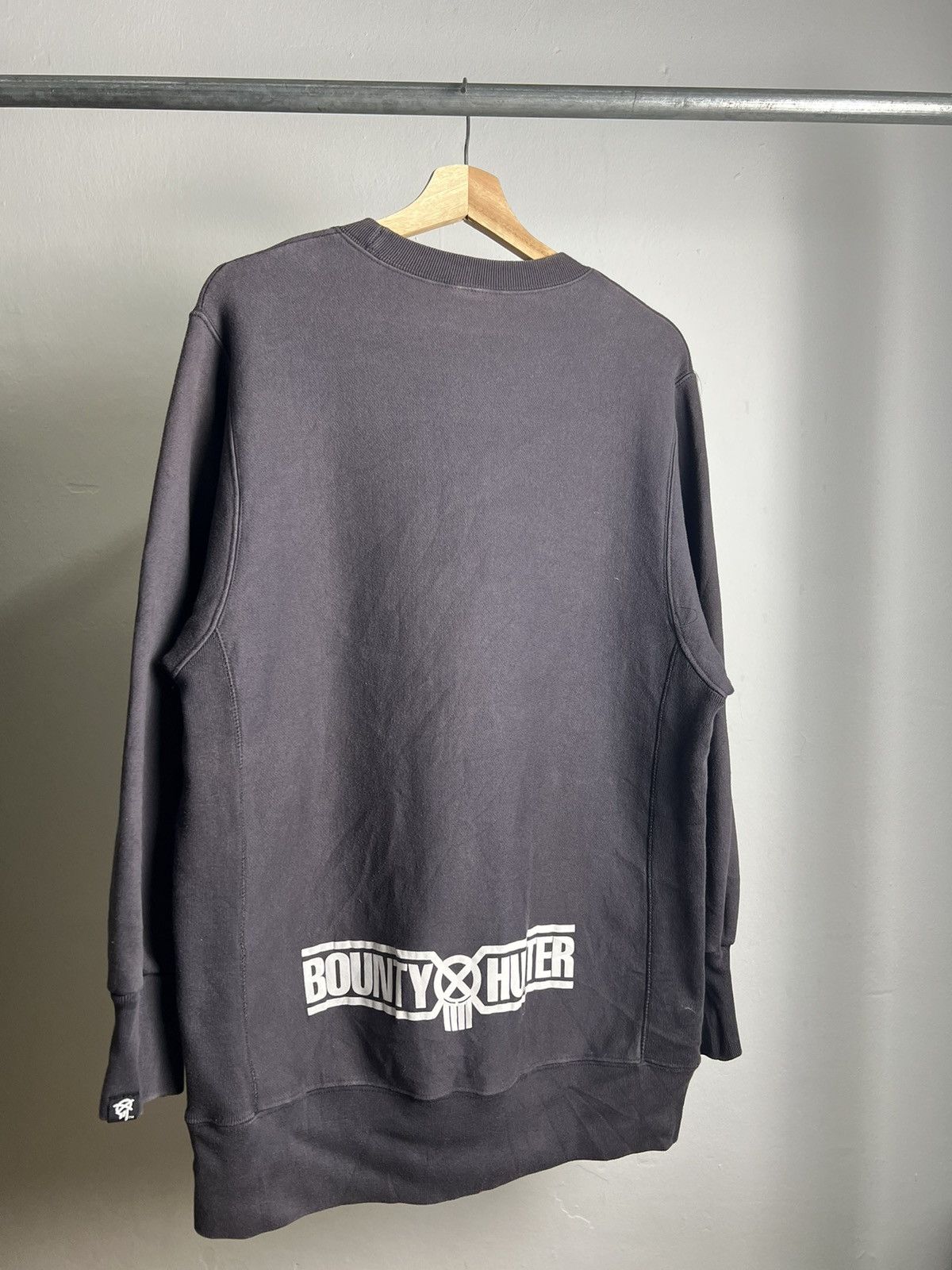 Bounty Hunter × Japanese Brand × Vintage Vintage 2000s Bounty Hunter x Disney Crewneck Size US L / EU 52-54 / 3 - 7 Thumbnail