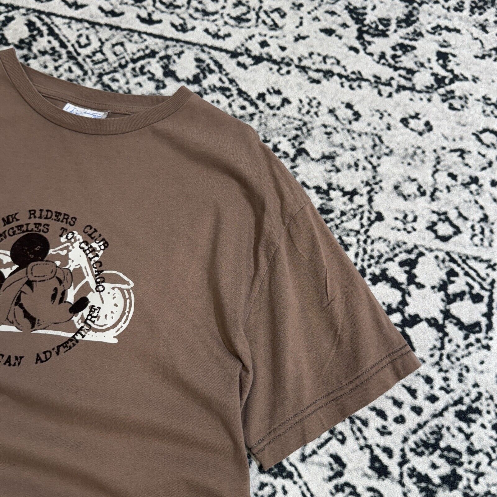 Disney × Vintage Vintage Disney Brown Cotton T-Shirt Size L Mickey Mouse Size US L / EU 52-54 / 3 - 5 Thumbnail