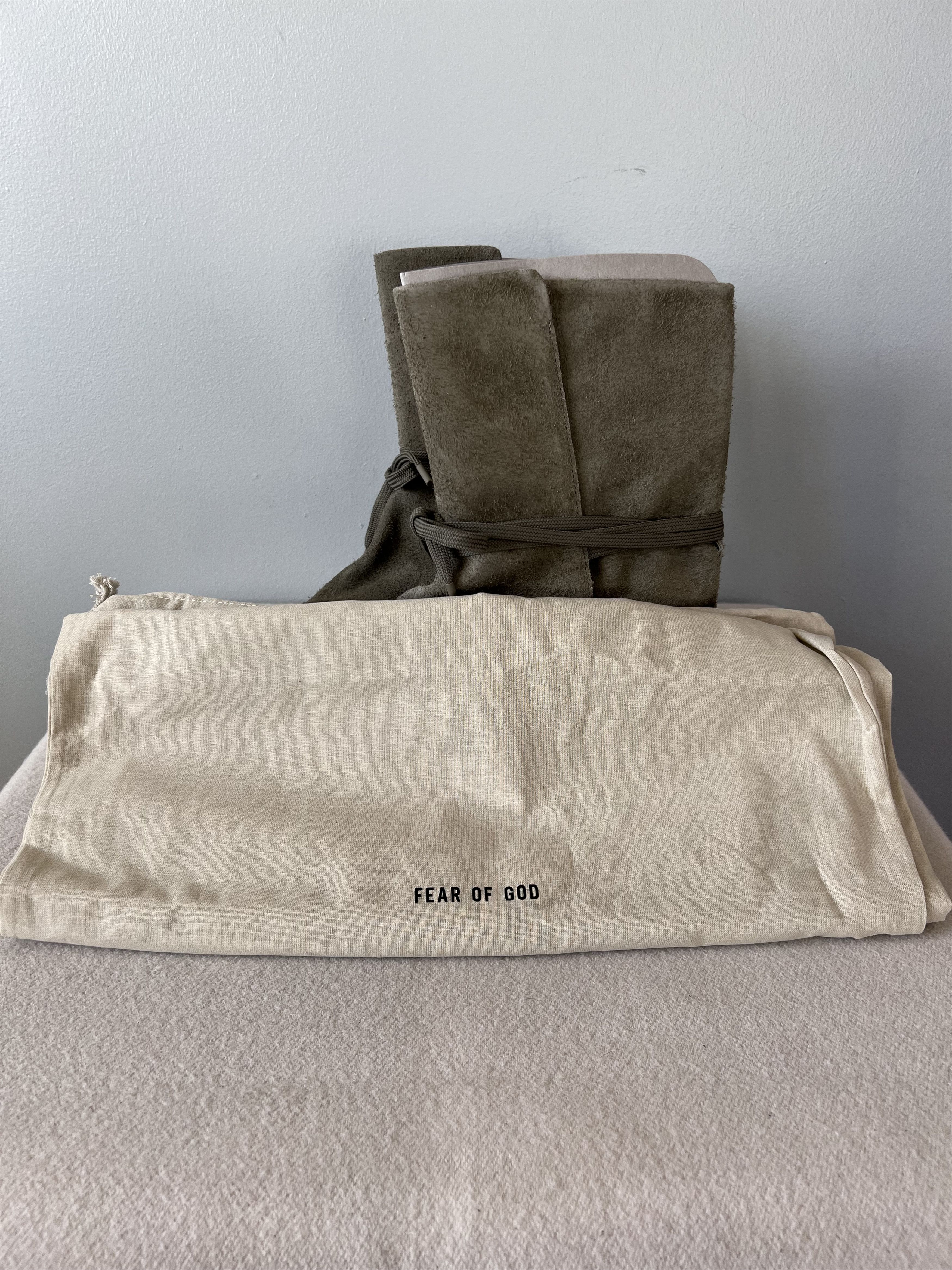 Fear of God Fear of God Native Boots in Wolf Grey Suede Size US 10 / EU 43 - 7 Thumbnail