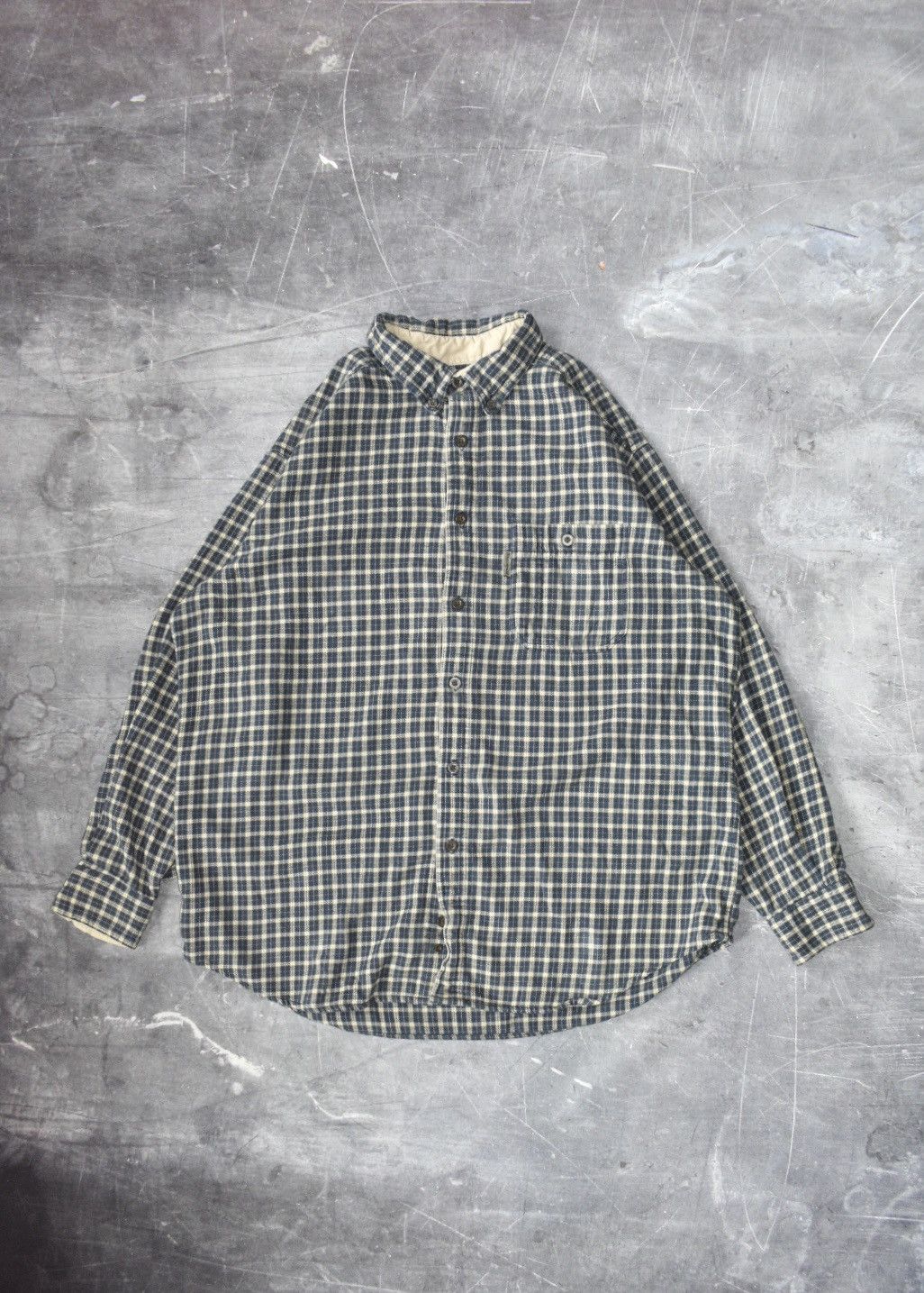 Vintage Vintage Woolrich Fannel Shirt (L) Size US L / EU 52-54 / 3 - 1 Thumbnail