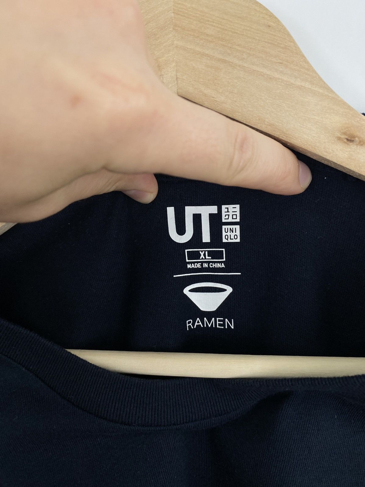 Uniqlo 🇯🇵 Uniqlo Ramen Japan Style T-Shirt Rare Retro Y2K Size US XL / EU 56 / 4 - 5 Thumbnail
