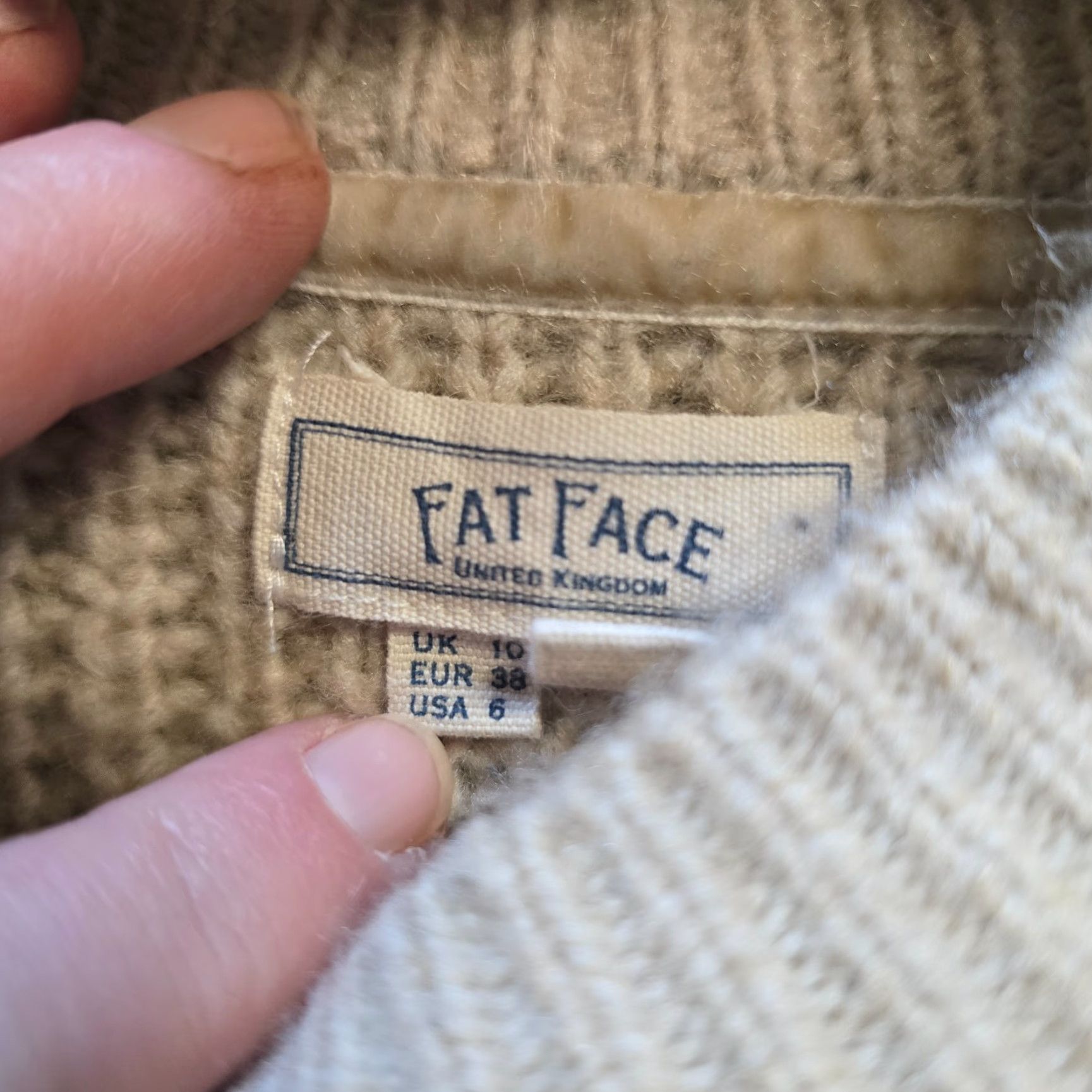FatFace Fat Face Sweater Women Size 6 Beige Cable-Knit Pockets Soft Fuzzy Capsule Casual Shirt Size M / US 6-8 / IT 42-44 - 4 Thumbnail