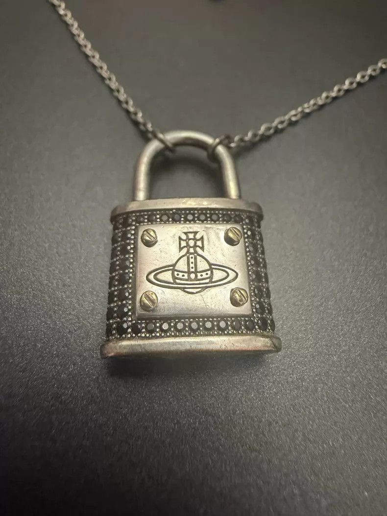 Other Vivienne Westwood Saturn Padlock Necklace Size ONE SIZE - 2 Thumbnail