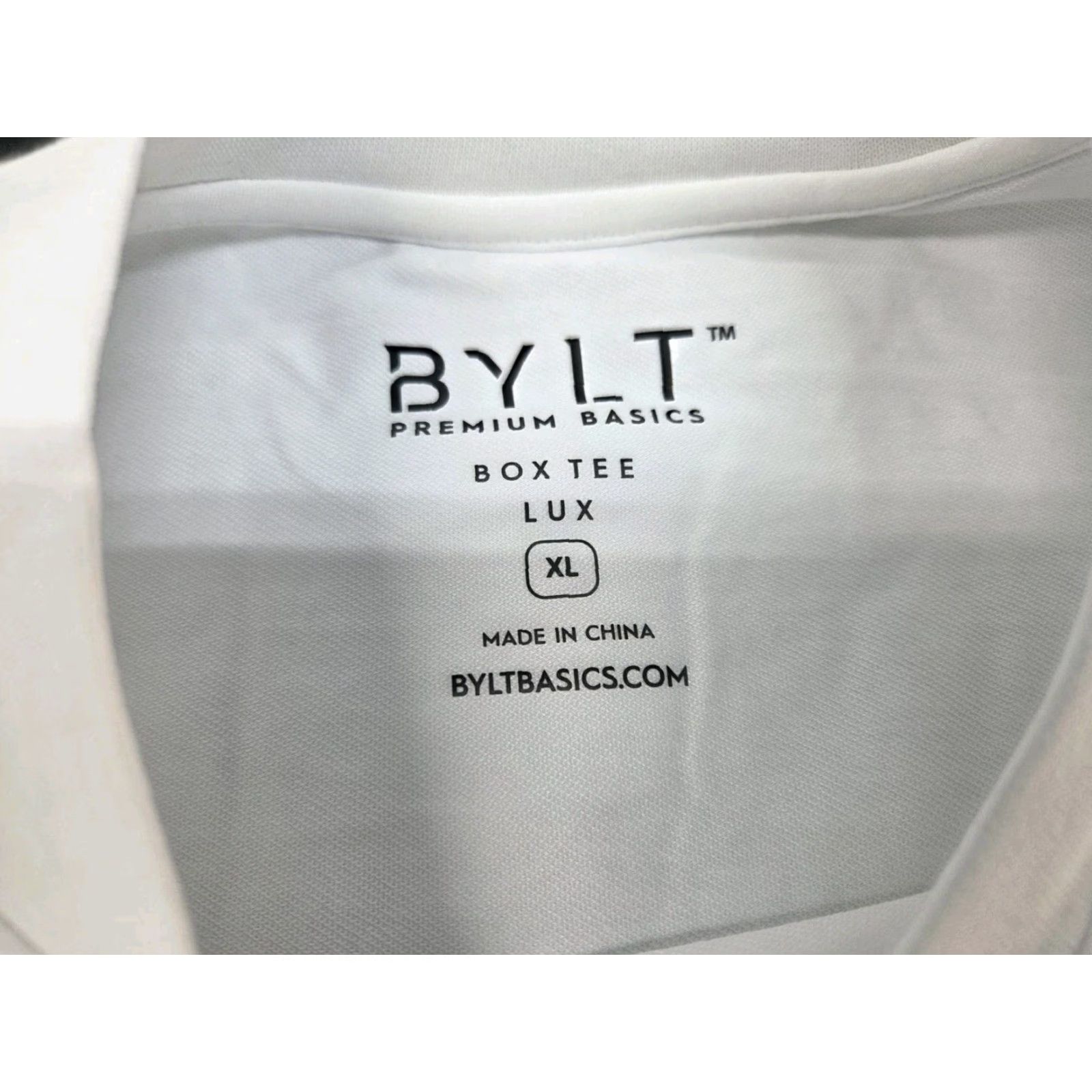 Vintage BYLT Box Tee Lux Shirt White Graphic Print Short Sleeve Crew Neck XL Mens Shirt Size US XL / EU 56 / 4 - 3 Thumbnail
