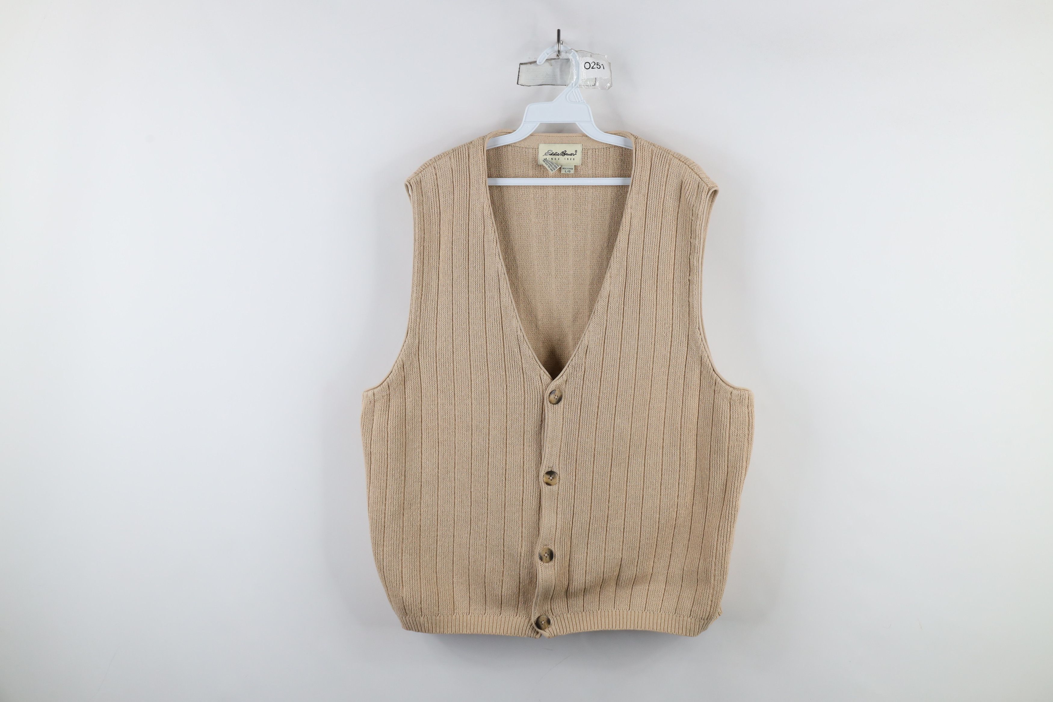 Eddie Bauer × Vintage Vintage 90s Eddie Bauer Knit Cardigan Sweater Vest Beige Size US L / EU 52-54 / 3 - 1 Thumbnail