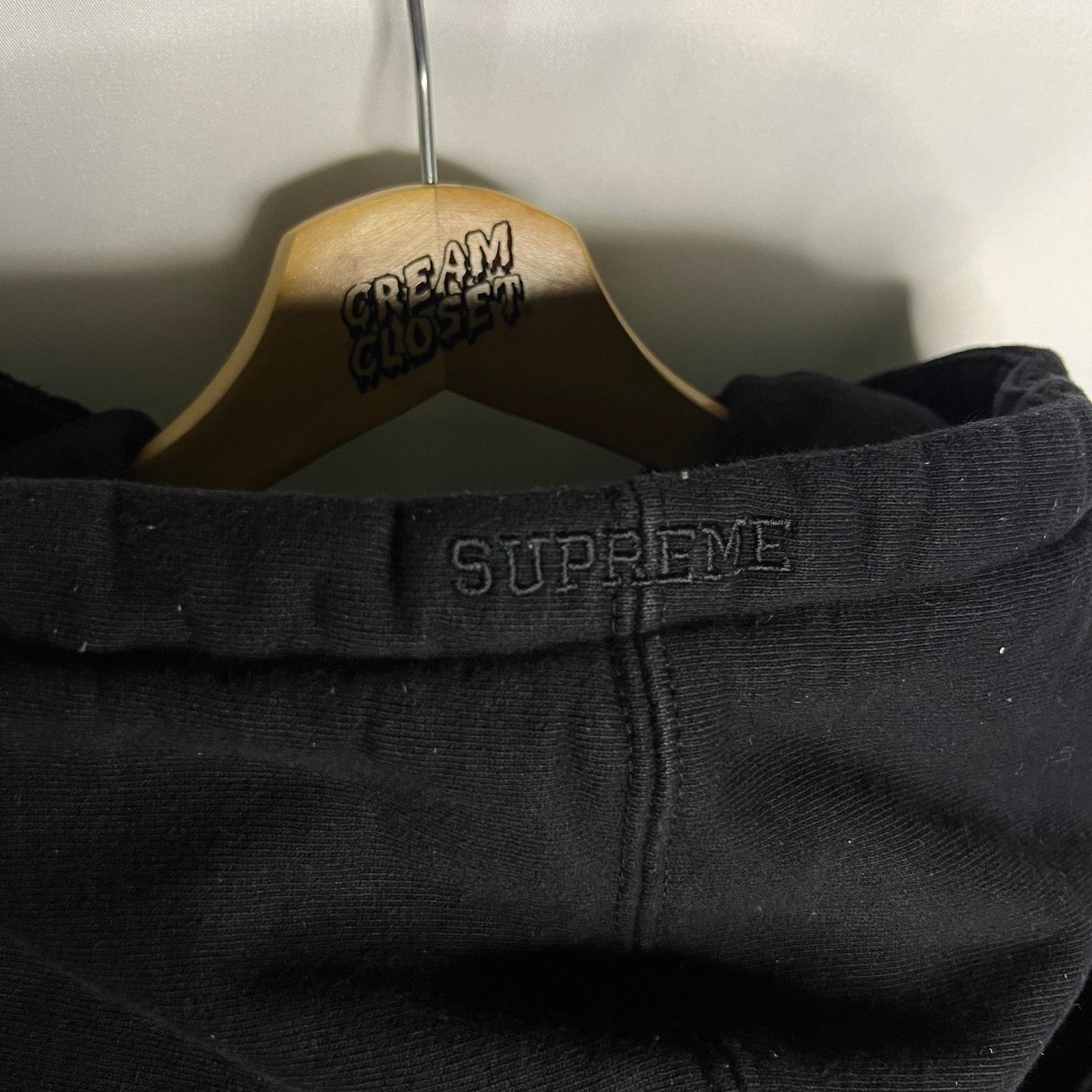 Supreme FW15 2015 Supreme NYC Flag Logo Rib Hooded Pullover L Size US L / EU 52-54 / 3 - 3 Thumbnail