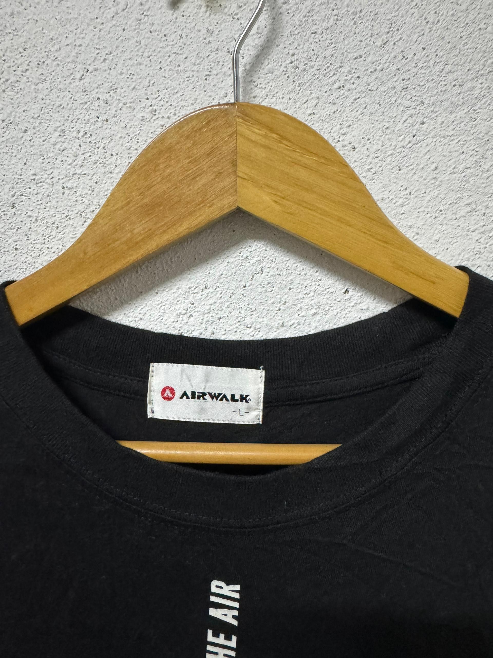 Airwalk Vintage y2k airwalk tshirt 🔥🔥🔥 Size US M / EU 48-50 / 2 - 5 Thumbnail