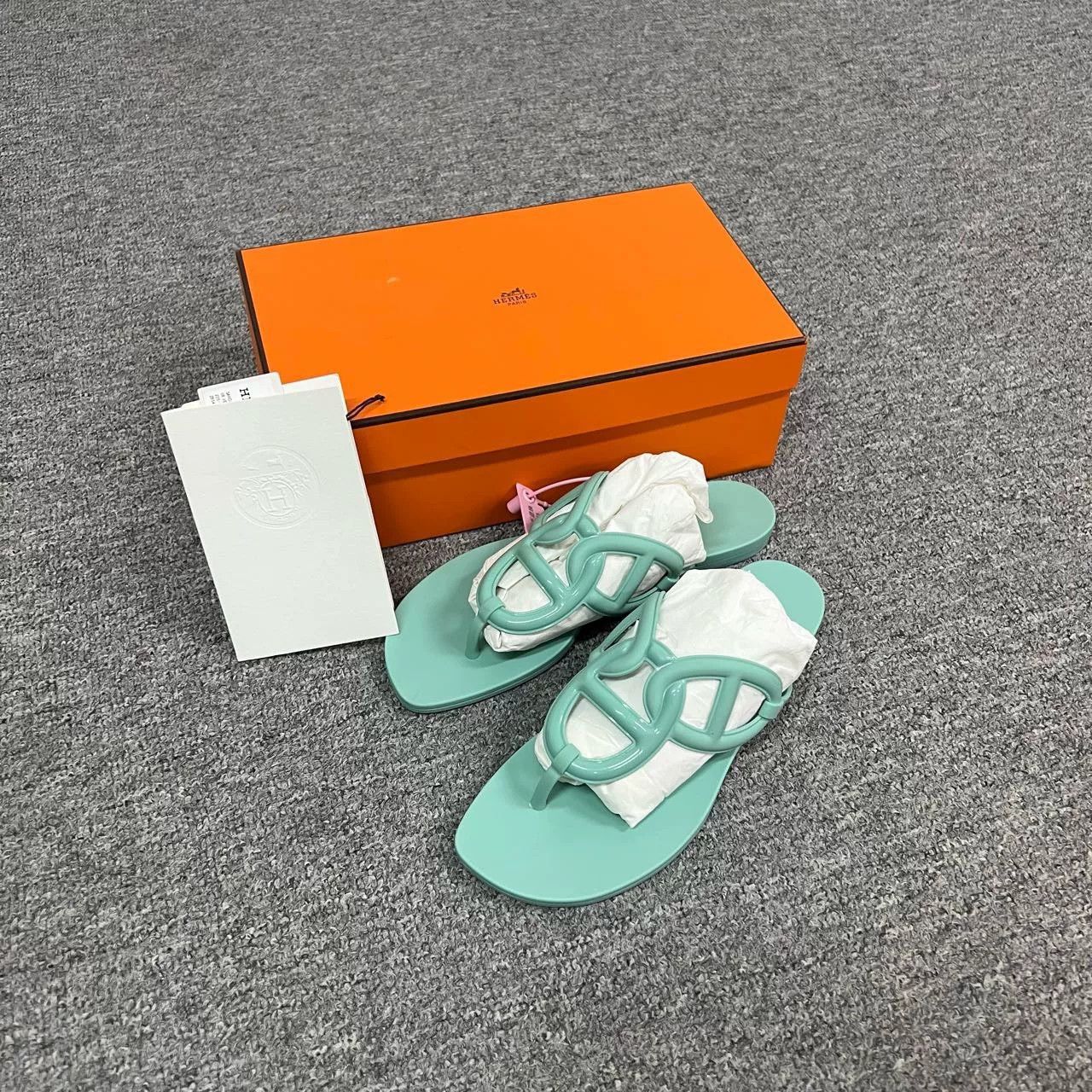 Hermes Hermès Egerie Green Sandals Size US 6 / IT 36 - 1 Thumbnail