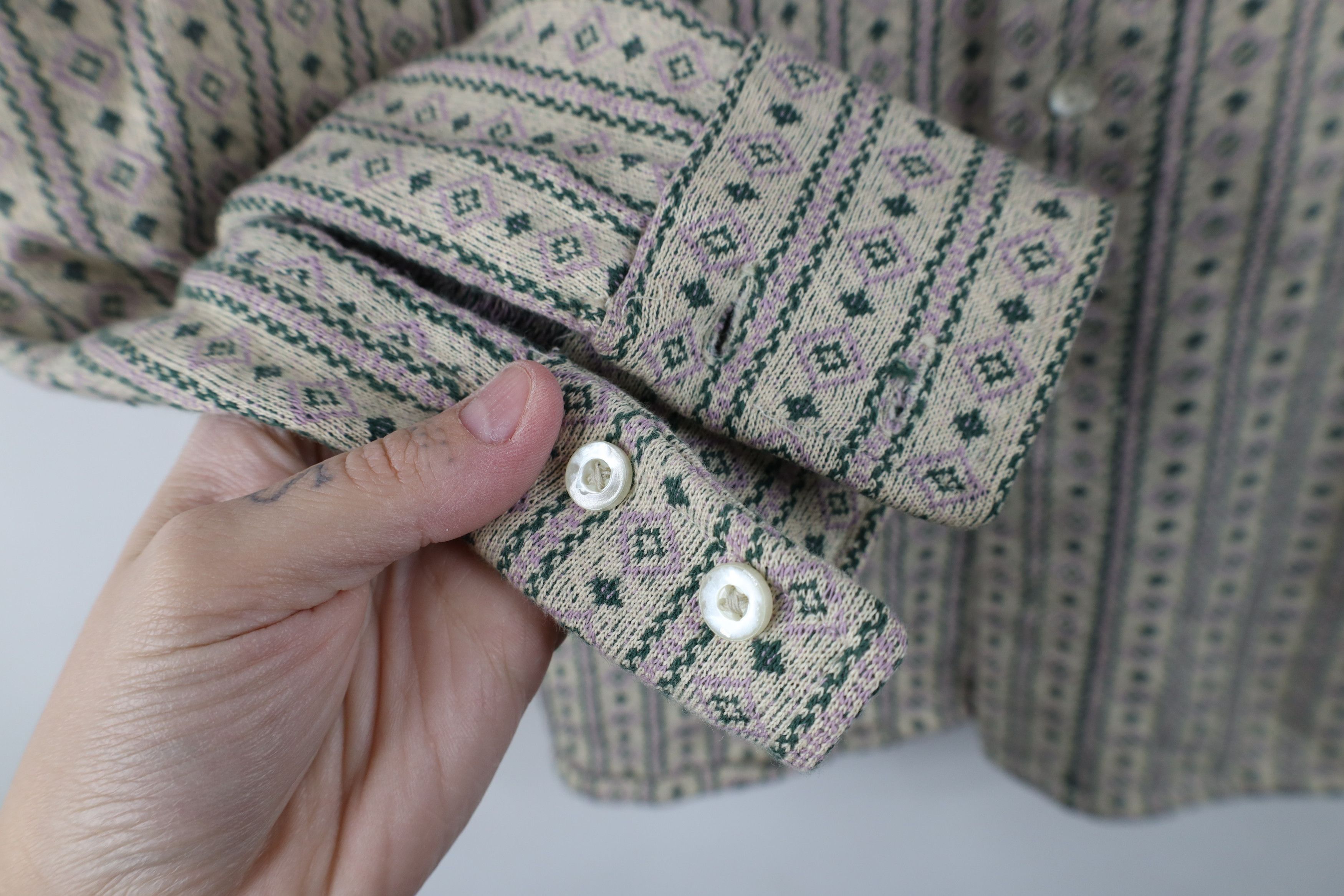 Vintage Vintage 60s 70s Streetwear Knit Collared Button Shirt Size US S / EU 44-46 / 1 - 5 Thumbnail