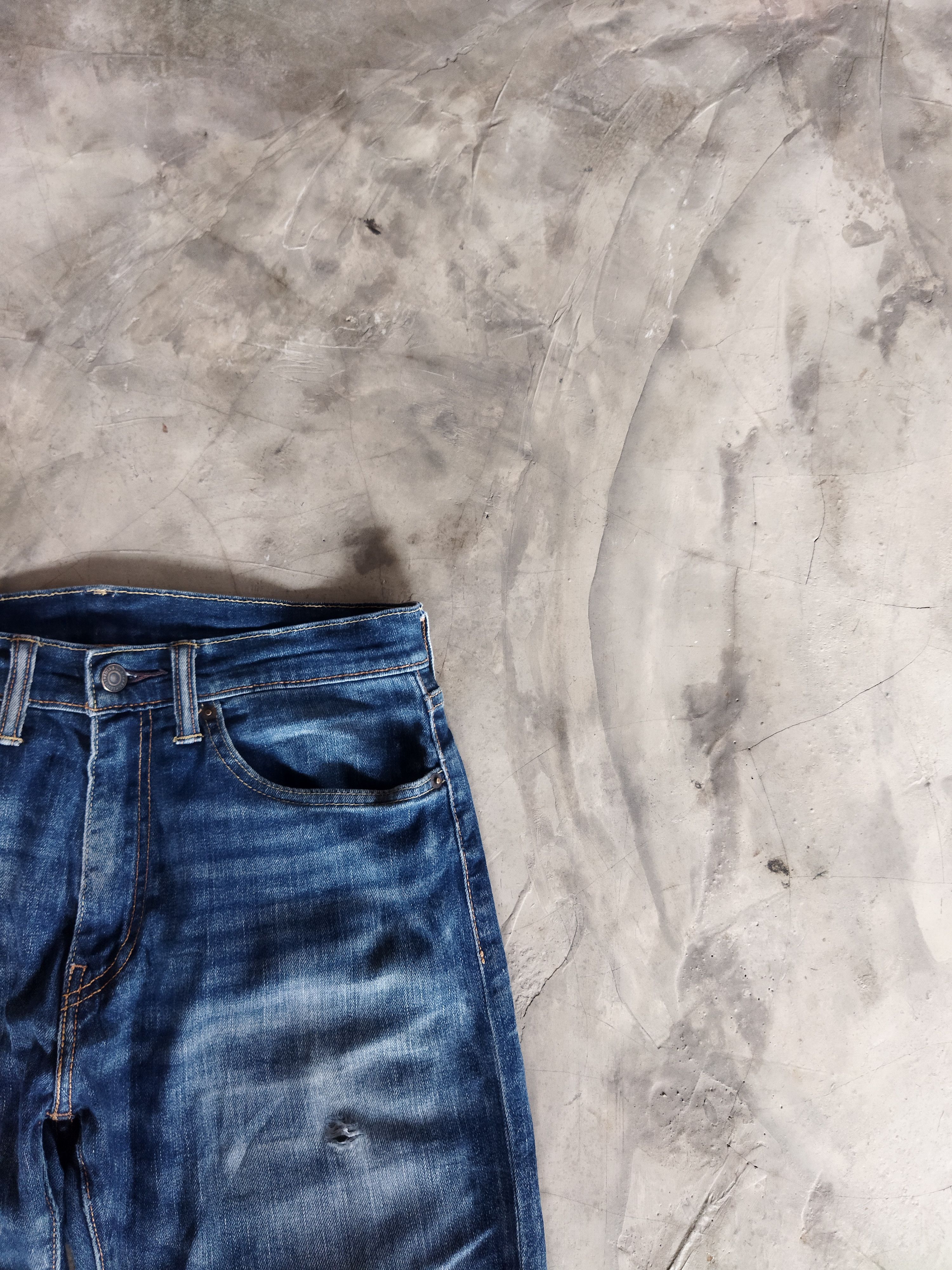 Levi's × Vintage VINTAGE LEVIS 505 DISTRESSED BLUE JEANS PANTS Size US 30 / EU 46 - 5 Thumbnail