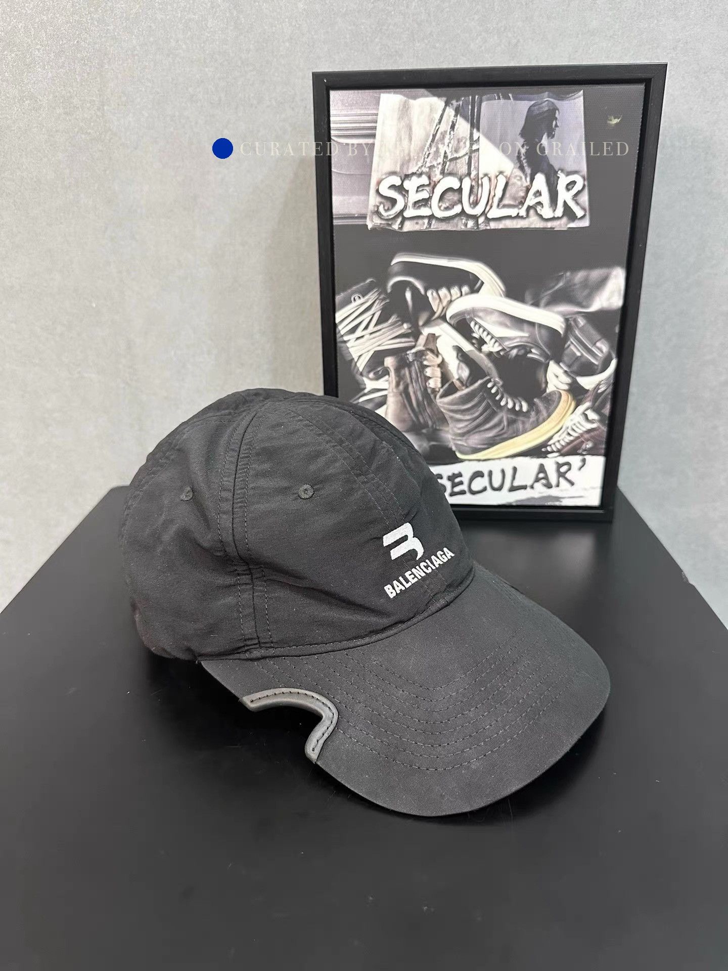 Balenciaga Embroidered Logo Baseball Cap Size ONE SIZE - 1 Thumbnail