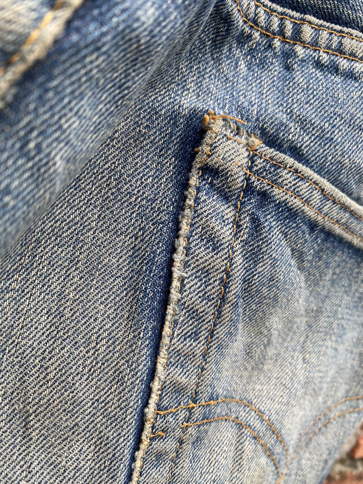 Levi's × Levi's Vintage Clothing × Vintage W35x32 vintage 60s levi's 501 repaired redline denime Size US 35 - 9 Thumbnail