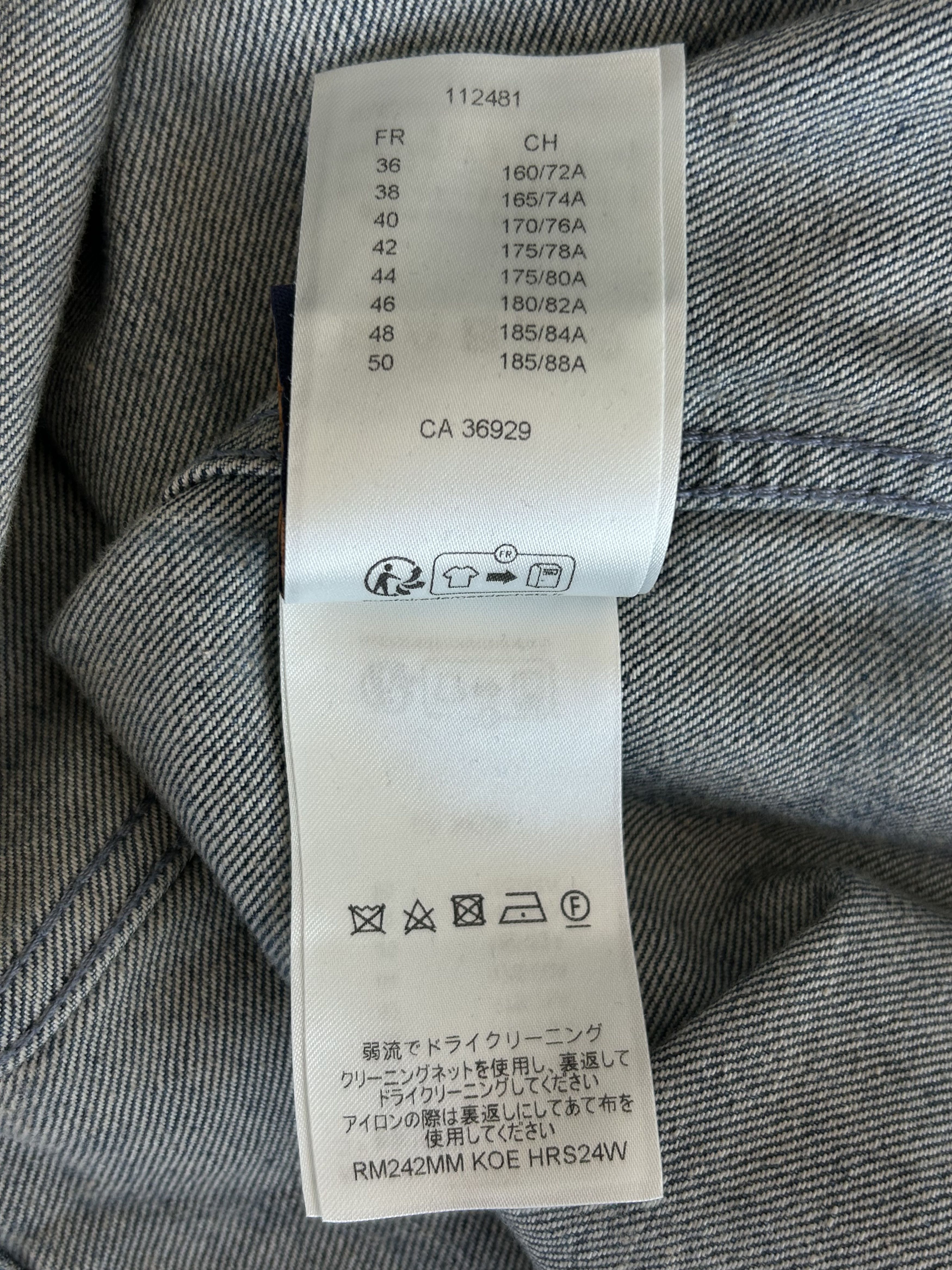 Louis Vuitton Louis Vuitton Blue & White Barb Wire Monogram Denim Shirt Size US XL / EU 56 / 4 - 6 Thumbnail