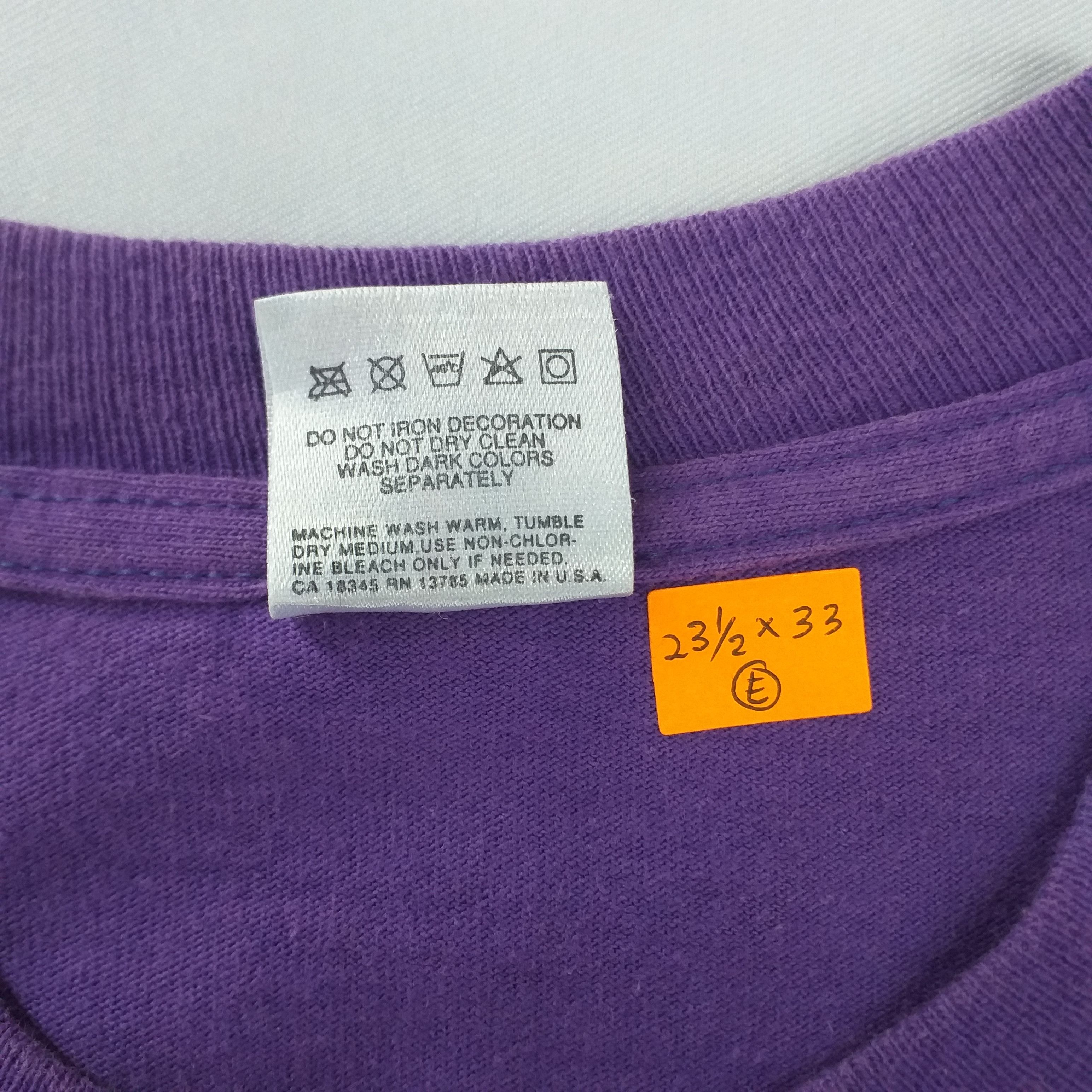 Fruit Of The Loom Vintage 90an Woman In The Wildwood XLarge Tee -E136 Size US XL / EU 56 / 4 - 4 Thumbnail