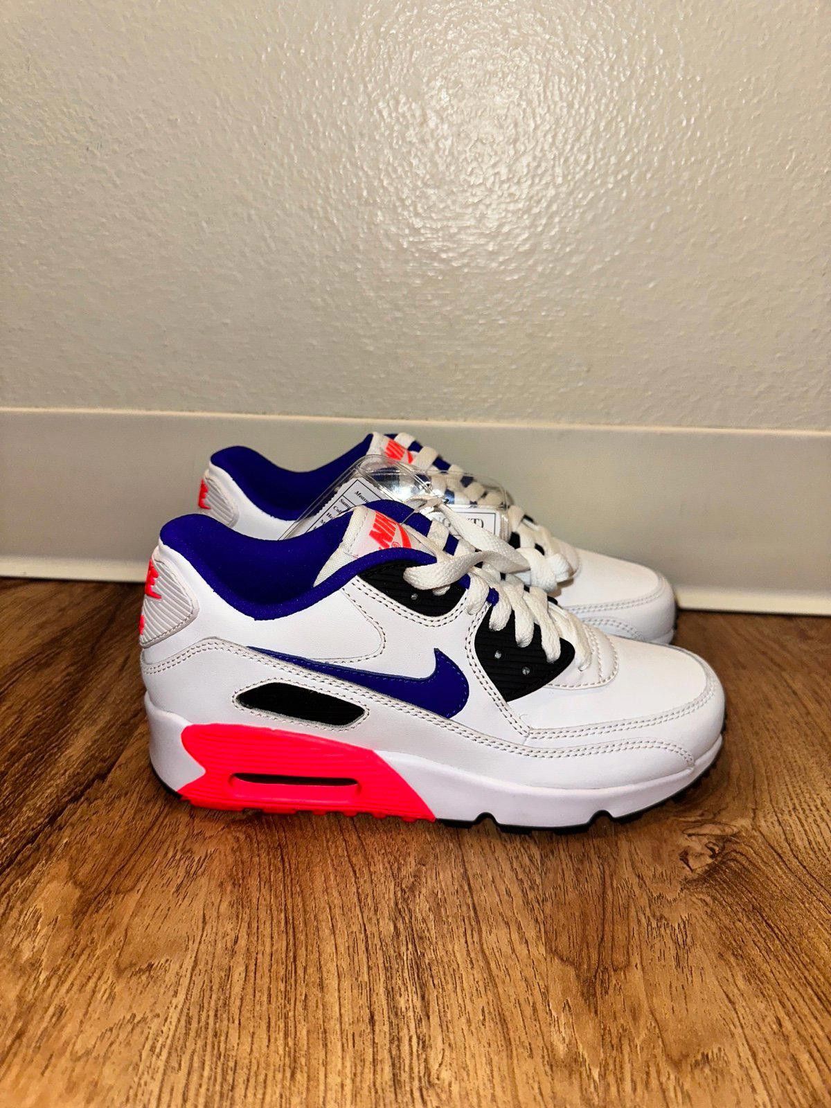 Nike Nike Air Max 90 Ultramarine Sample Size US 5 / EU 37 - 1 Thumbnail