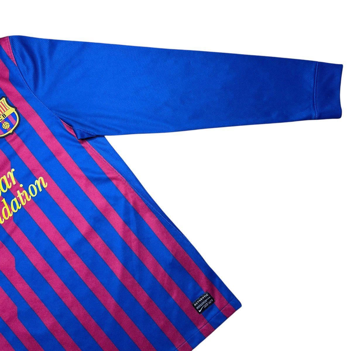 Nike 2011 Nike Barcelona Home Football Soccer Long Sleeve Jersey Size US S / EU 44-46 / 1 - 8 Thumbnail