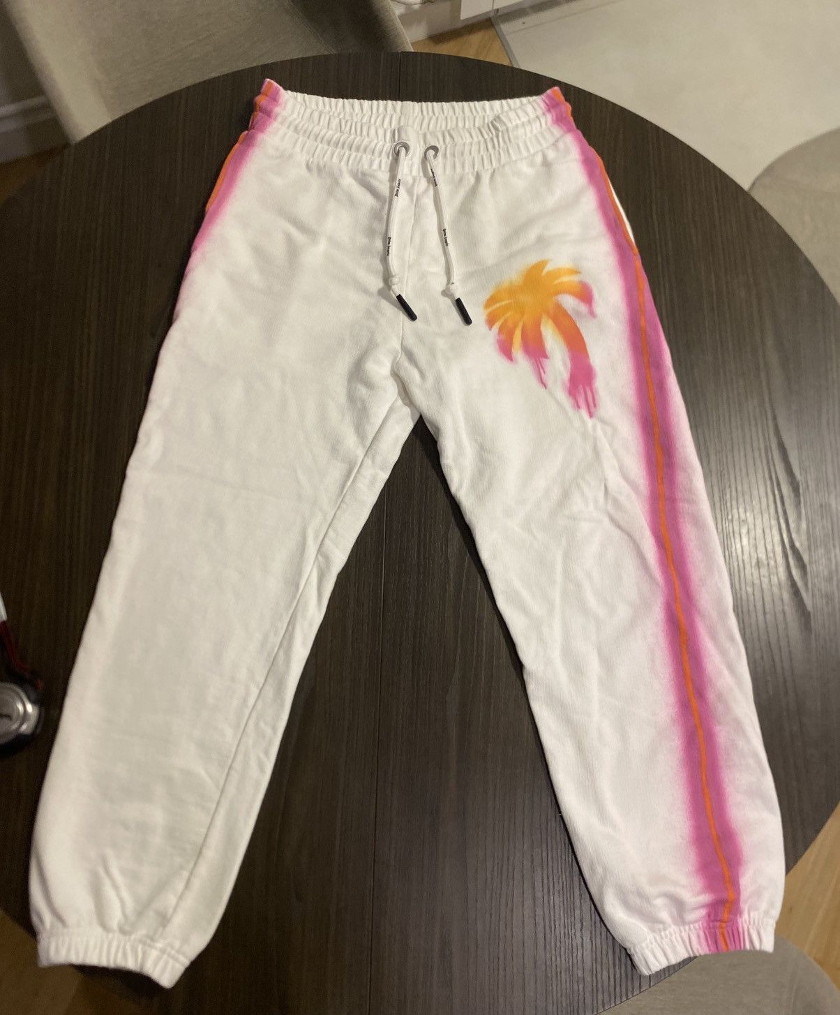 Palm Angels Palm Angels Sprayed Palm Cotton Sweatpants Size US 33 - 1 Thumbnail