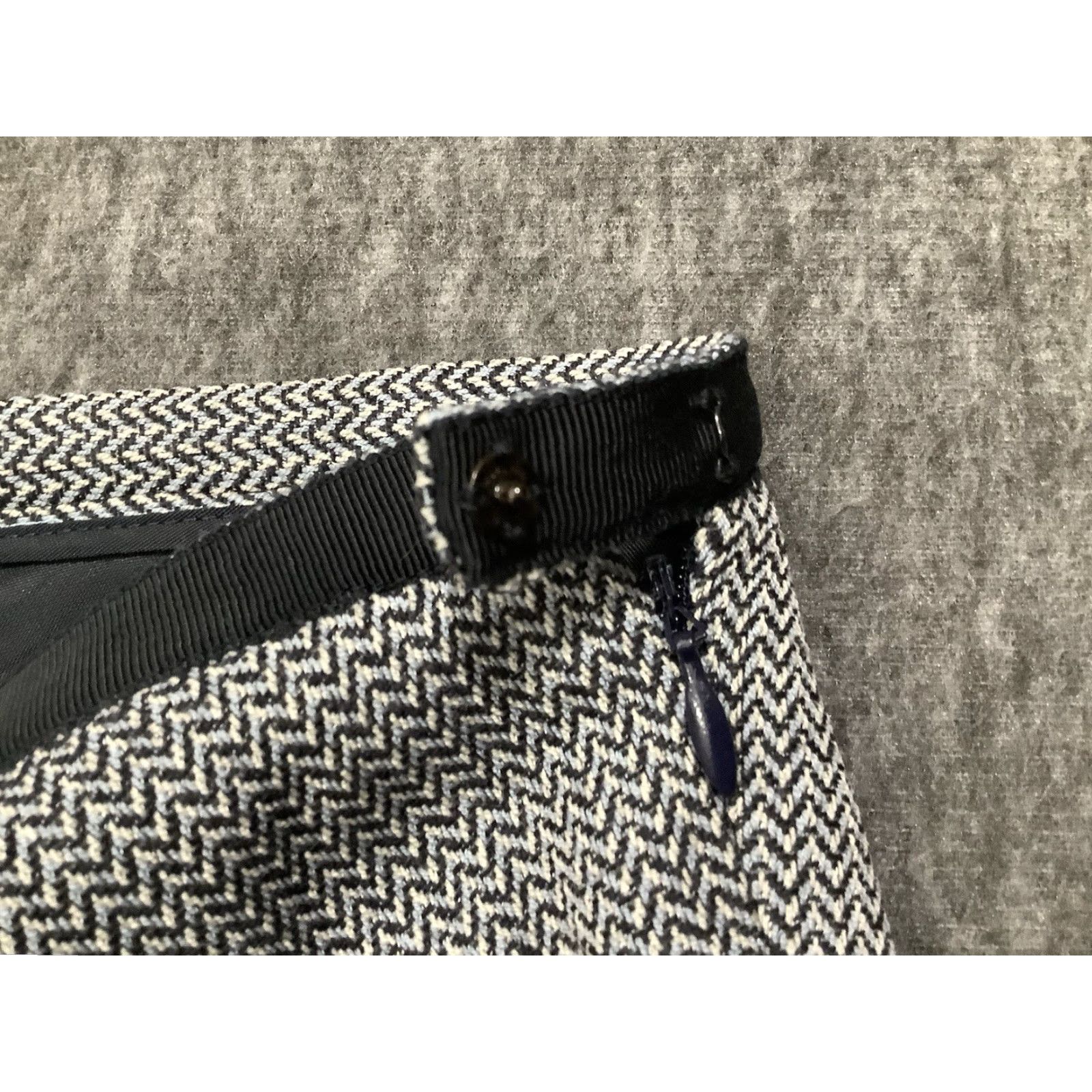 Ann Taylor Ann Taylor Skirt Womens Size 2 Black White Wool Tweed A-Line Knee Length Striped Pattern Multicolor Lined Raised Rise Wom en 2 Size 26" / US 2 / IT 38 - 3 Thumbnail