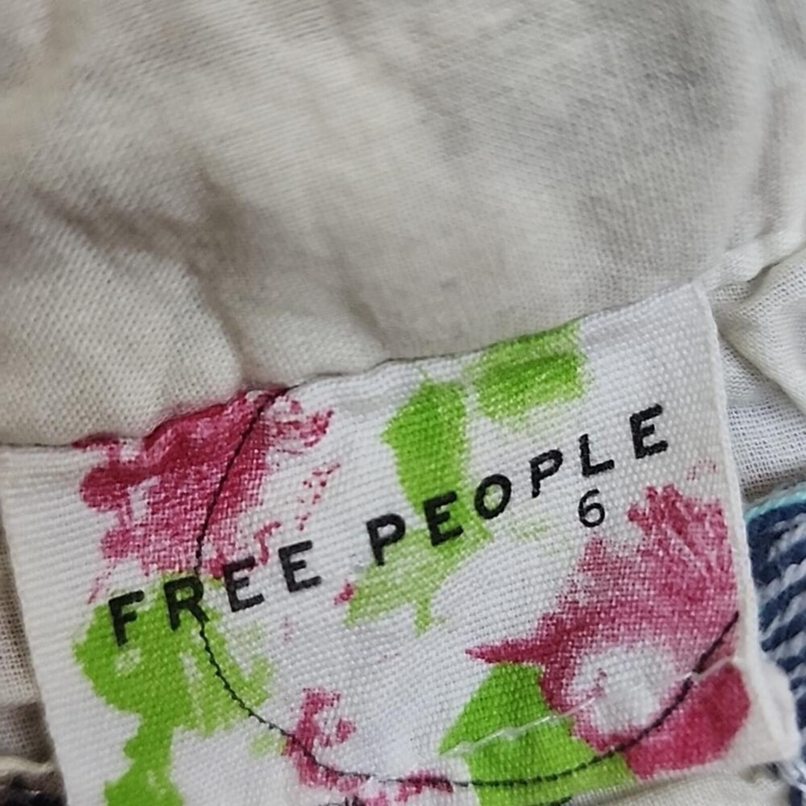 Free People Free People Size 6 Vintage Intricate Patchwork Skirt Size 28" / US 6 / IT 42 - 3 Thumbnail
