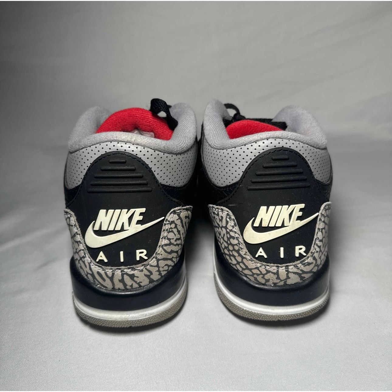 Jordan Brand × Nike Size 7 Air Jordan 3 Retro OG BG Black Cement 2018 Men's Shoe Size US 7 / EU 40 - 5 Thumbnail
