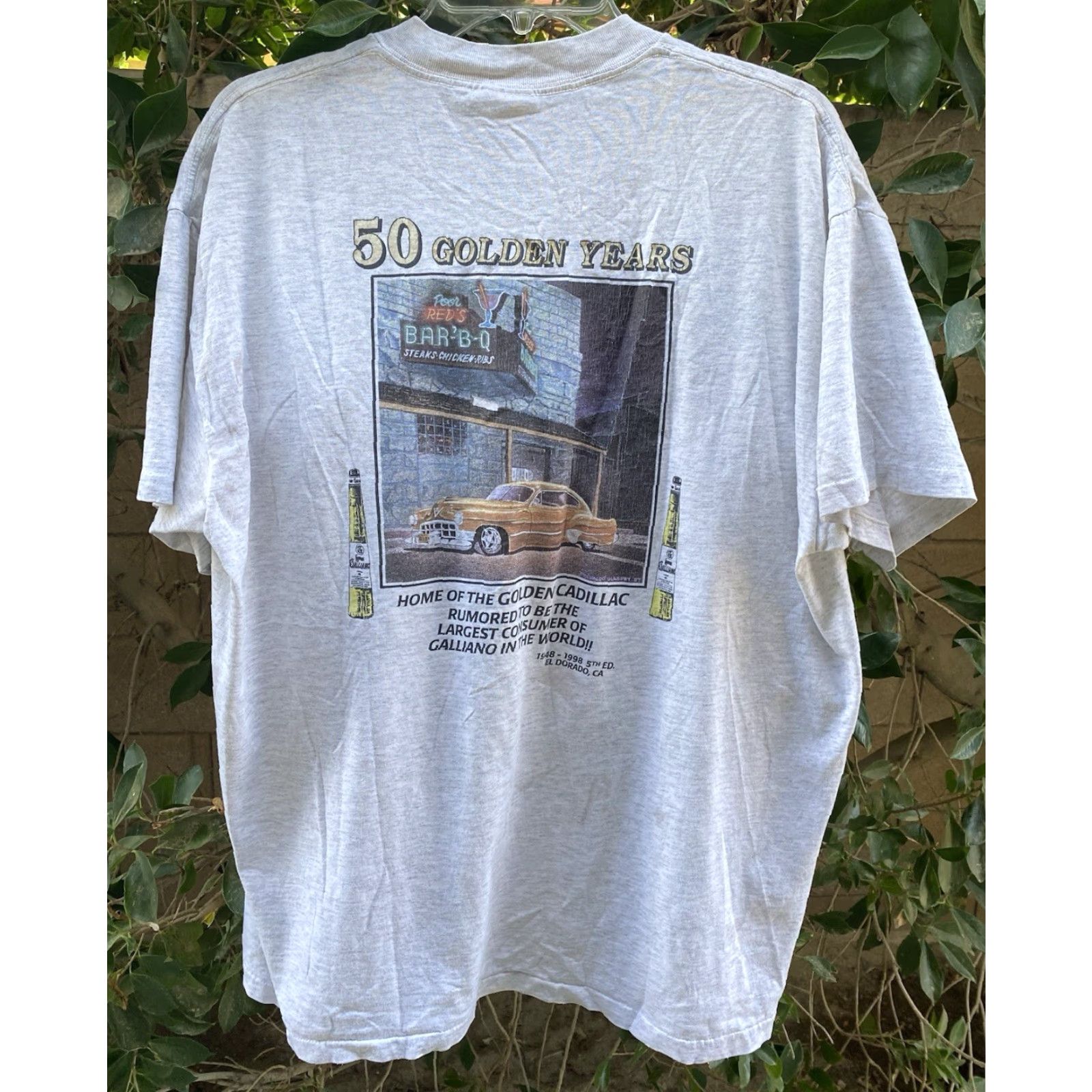 Vintage VINTAGE Oneita Poor Reds BarBQ 50 Golden Years Pocket Tee XL Red Mens T-Shirt California Cars 1990s Size US XL / EU 56 / 4 - 6 Thumbnail