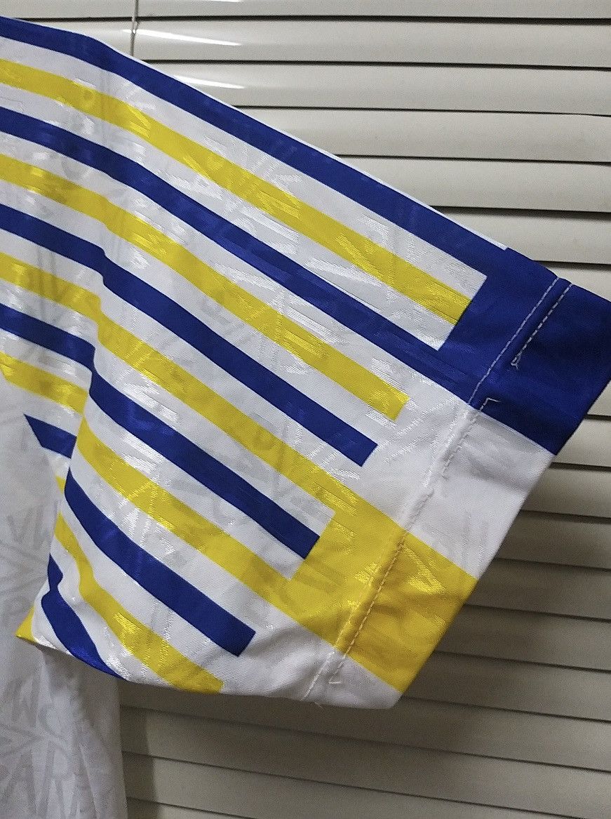 Umbro RARE🔥🔥VINTAGE 91-93 PARMA FC UMBRO PARMALAT HOME JERSEY Size US L / EU 52-54 / 3 - 5 Thumbnail