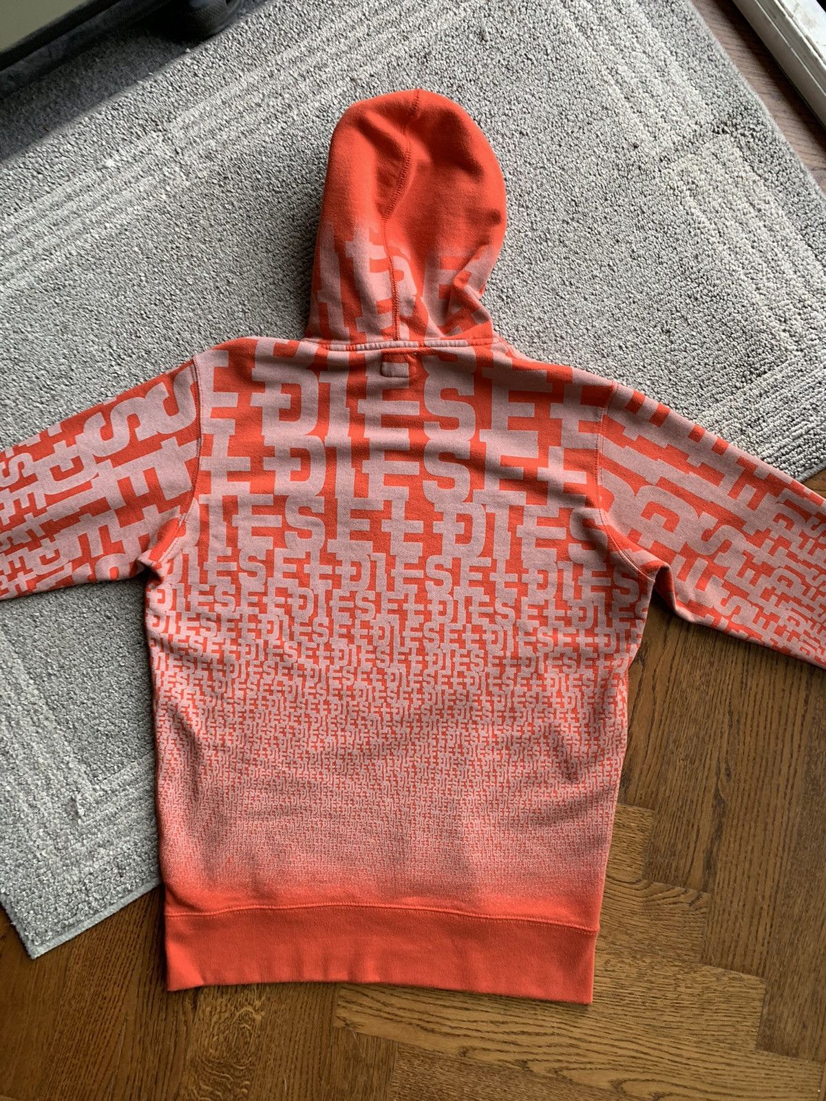 Diesel Diesel Jeans Hoodie Gradient Logo Pullover Y2K 2000s Small Size US S / EU 44-46 / 1 - 8 Thumbnail