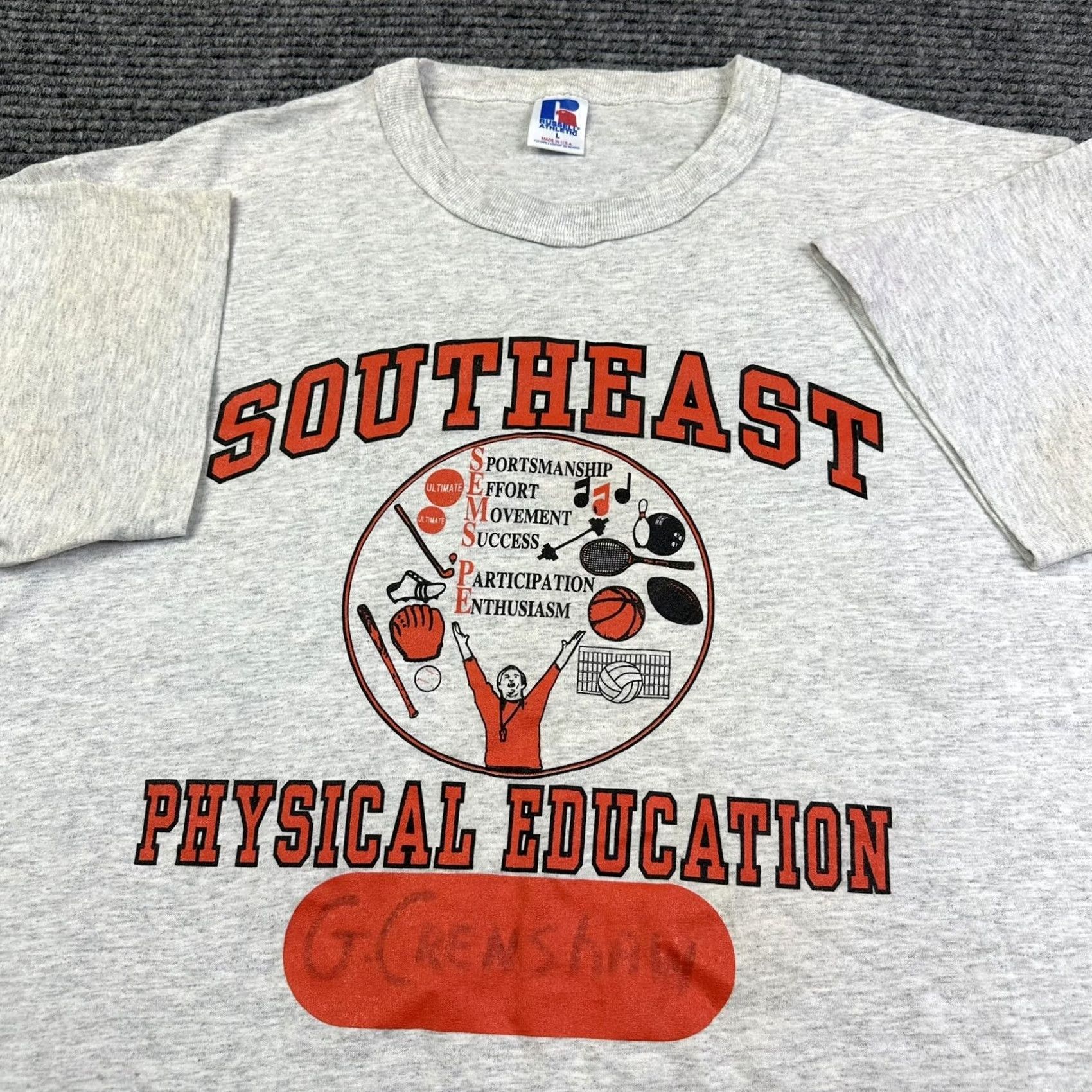 Russell Athletic VINTAGE Southeast Highschool Gym Sport T-Shirt Large 90s Russell Athletic Gray Graphic Short Sleeve Crew Neck Men Size US L / EU 52-54 / 3 - 7 Thumbnail