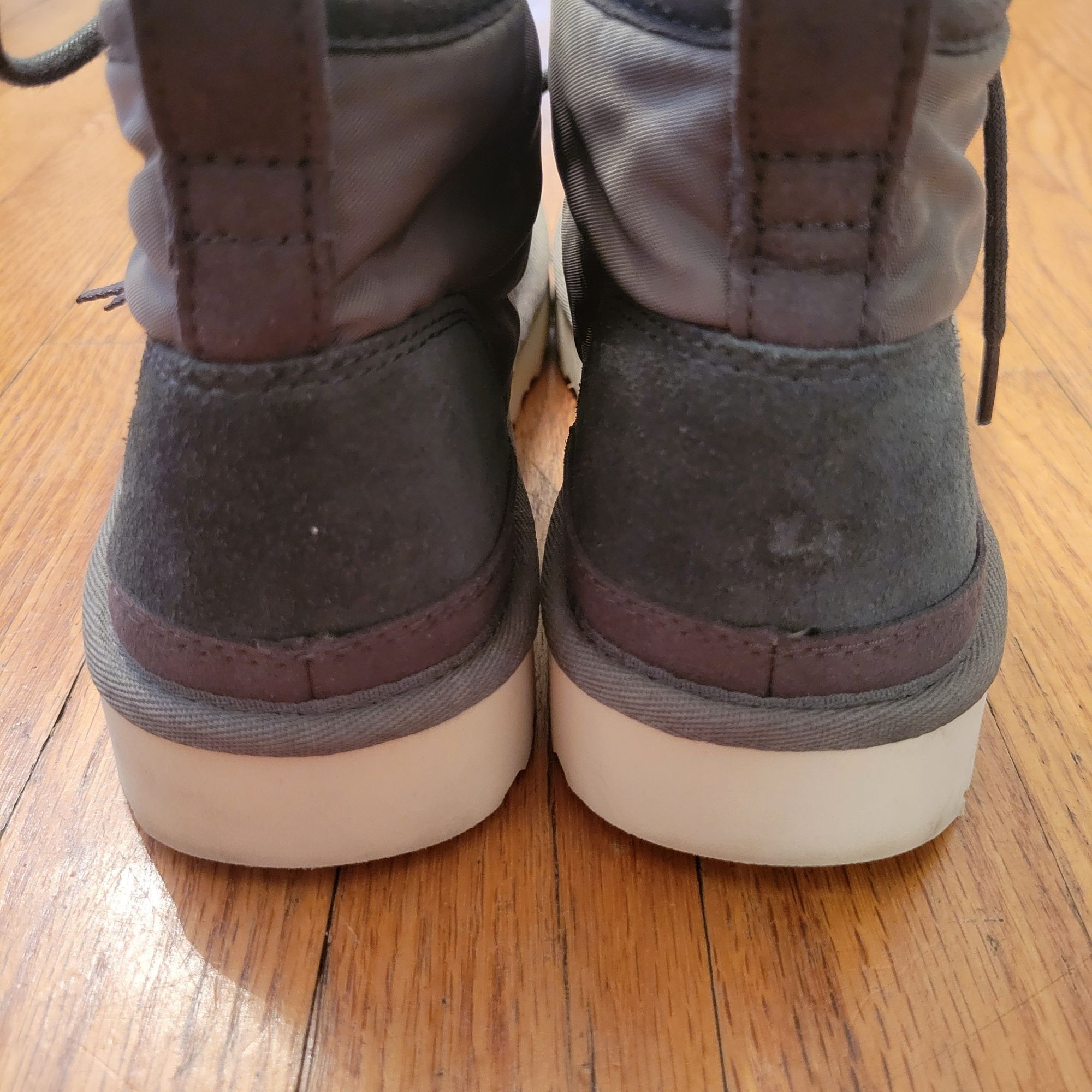 Ugg UGG Green Nylon Leather Ankle Boots 8 Neumel Zip MLT Size US 8 / EU 41 - 4 Thumbnail