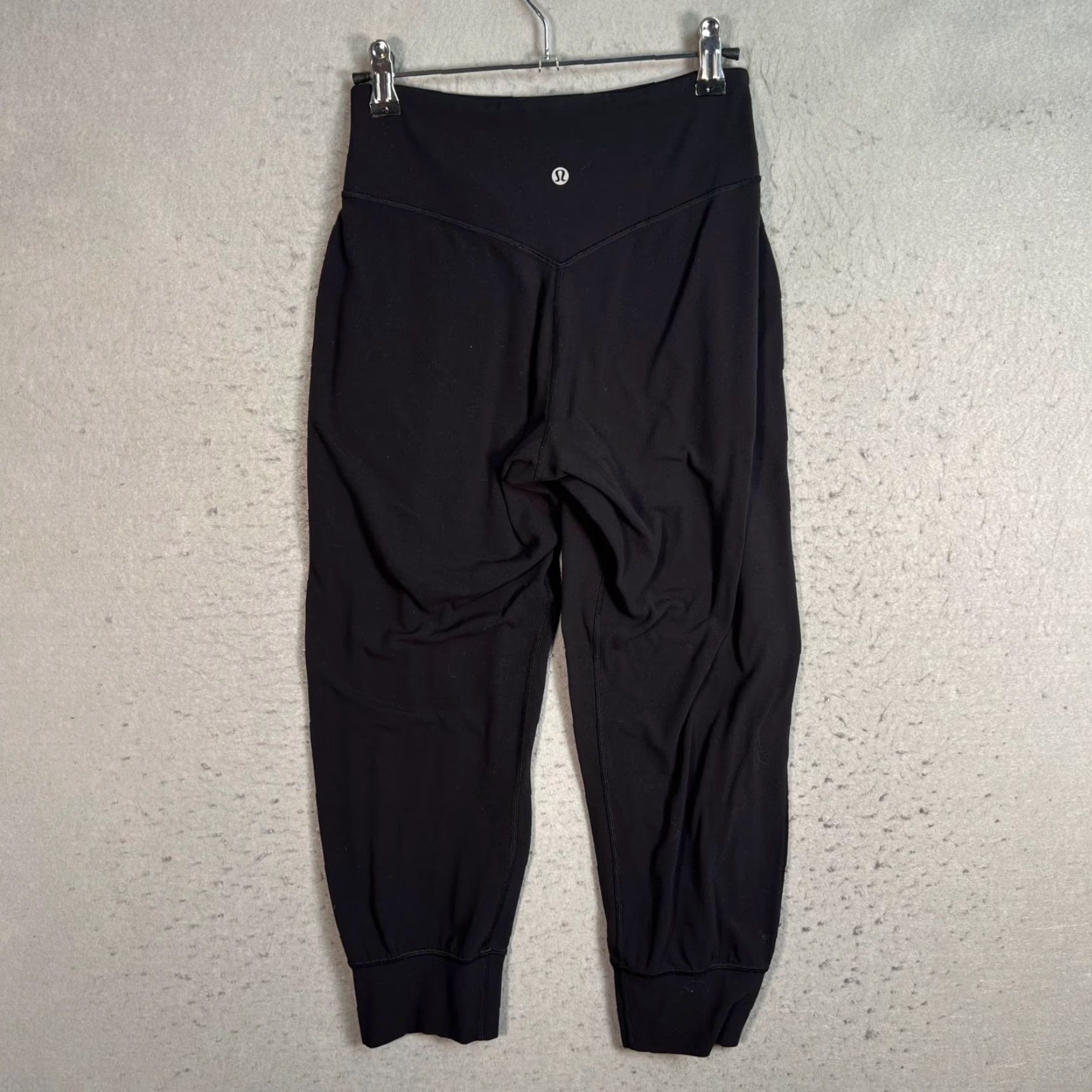 Lululemon Lululemon Pants Womens Size 4 Black High-Waisted Joggers Gym Athletic Activewear Athleisure Size 27" / US 4 / IT 40 - 2 Thumbnail
