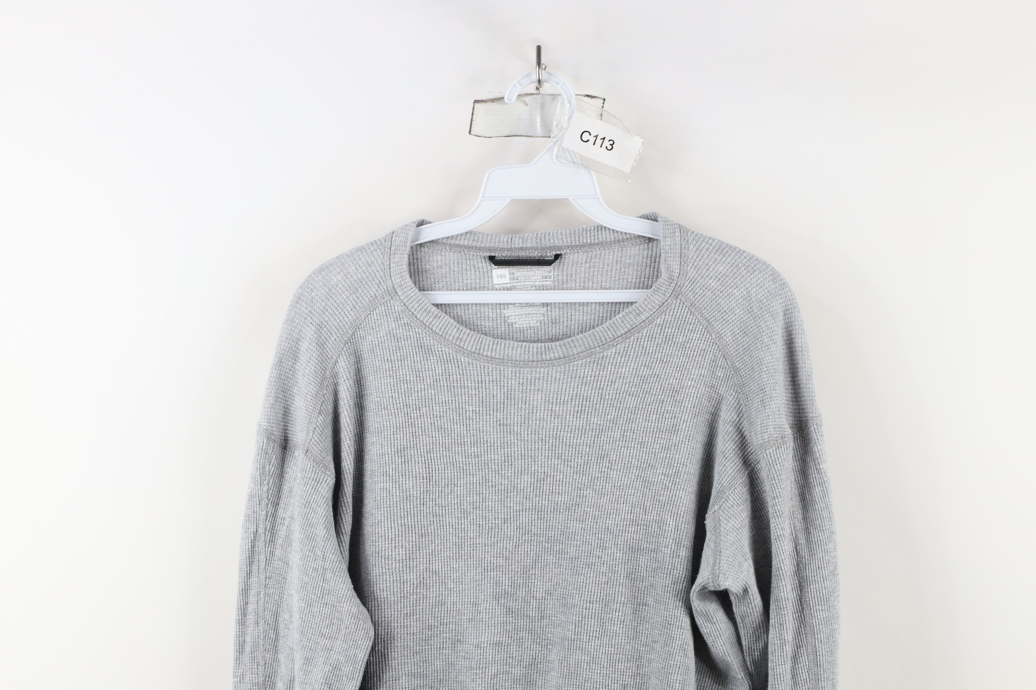 Carhartt × Vintage Vintage Y2K Carhartt Thermal Waffle Knit Long Sleeve T-Shirt Size L / US 10 / IT 46 - 2 Thumbnail