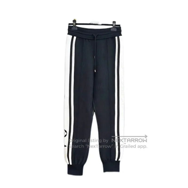 Louis Vuitton Louis Vuitton Black Casual Pants for Women . Size 27" / US 4 / IT 40 - 1 Thumbnail