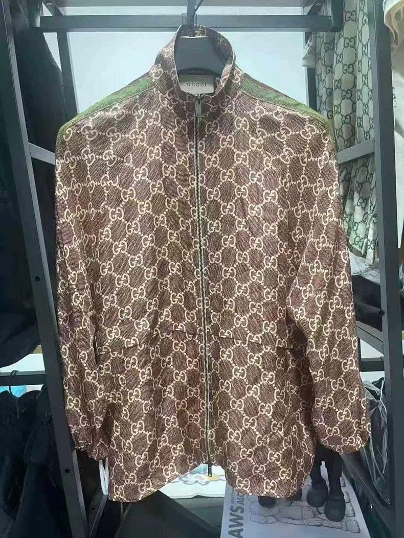 Gucci Gucci Full Print Jacket Red Size M - dmc Size US M / EU 48-50 / 2 - 1 Thumbnail