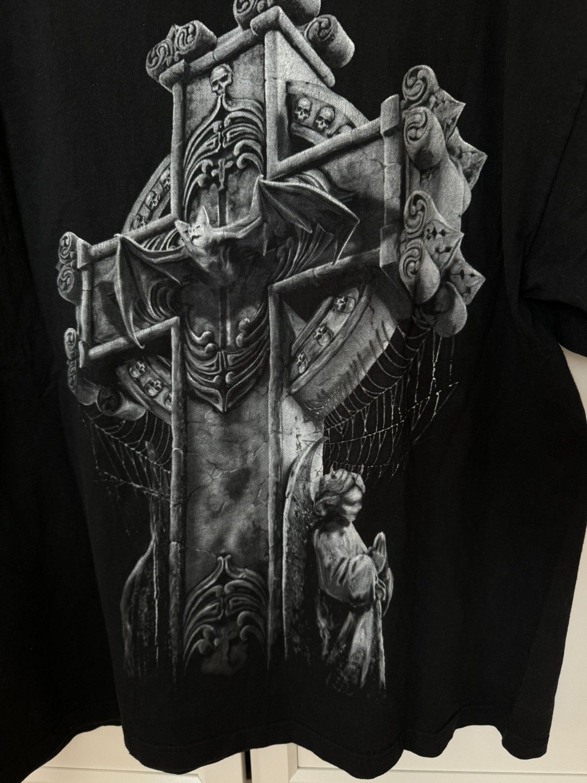 Vintage Gothic T shirt Skull with cross nice print 💀❤️ Size US XL / EU 56 / 4 - 2 Thumbnail