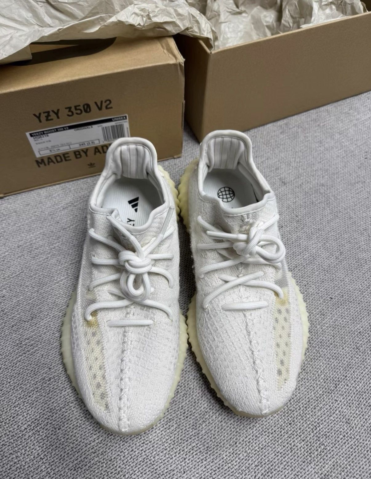 Adidas Adidas Yeezy 350 Bone White 2.0 K37 Size US 6.5 / EU 39-40 - 2 Thumbnail