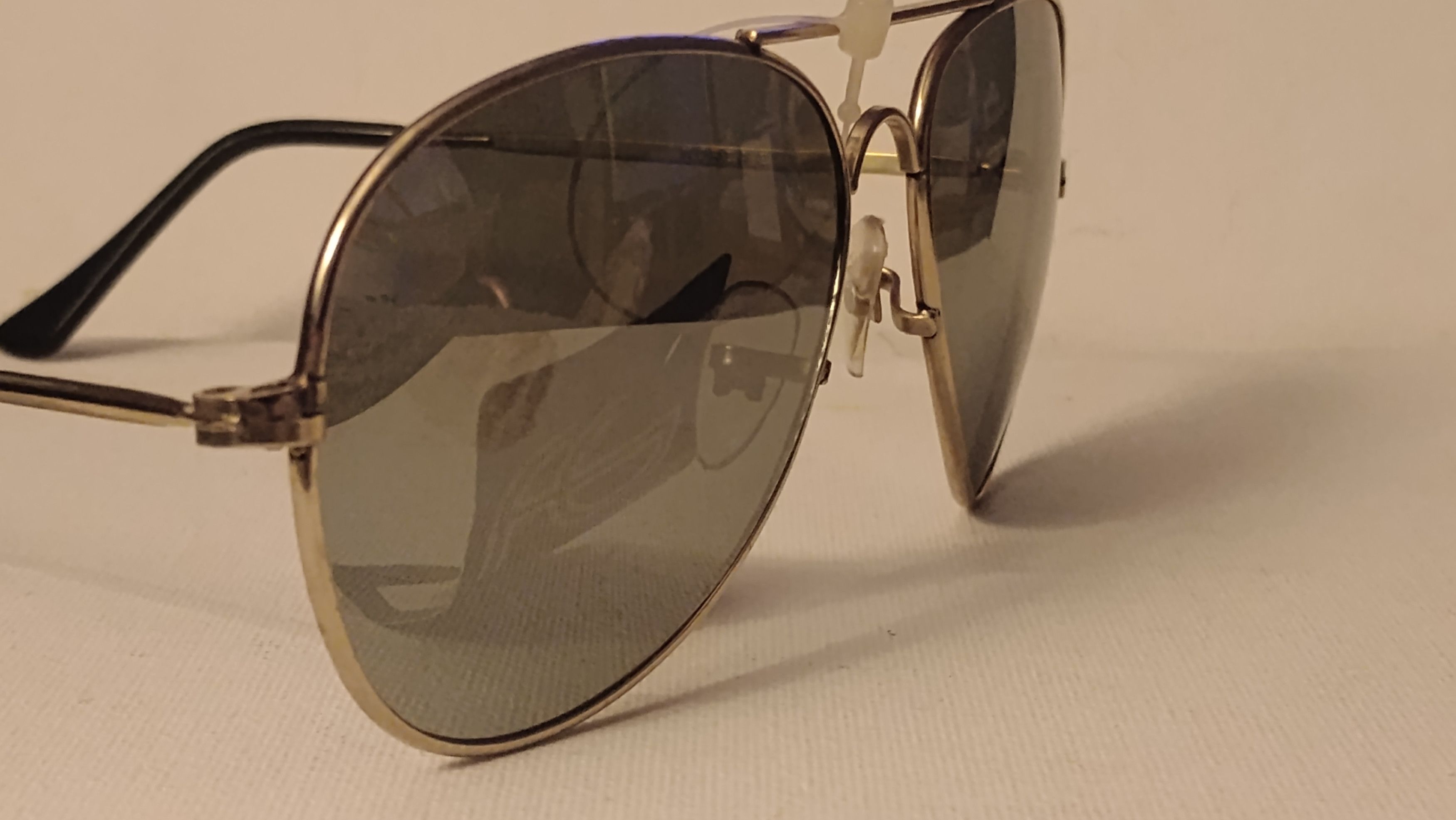 Foster Grant Vintage Foster Grant Gold Sunglasses NOS Size ONE SIZE - 2 Thumbnail