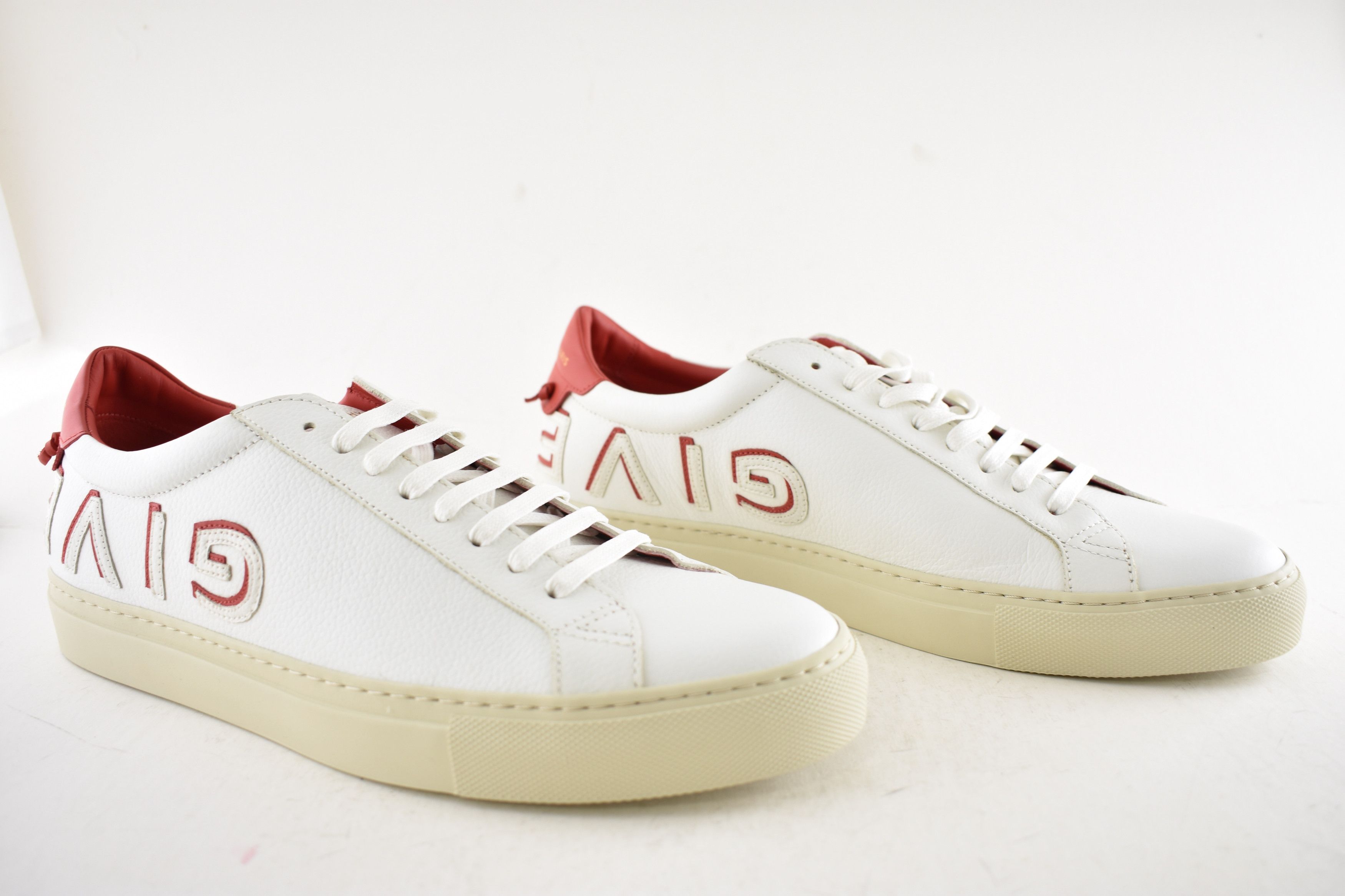 Givenchy Givenchy Urban Street Red Logo Knot Low Top Sneaker 43 10 Size US 10 / EU 43 - 4 Thumbnail