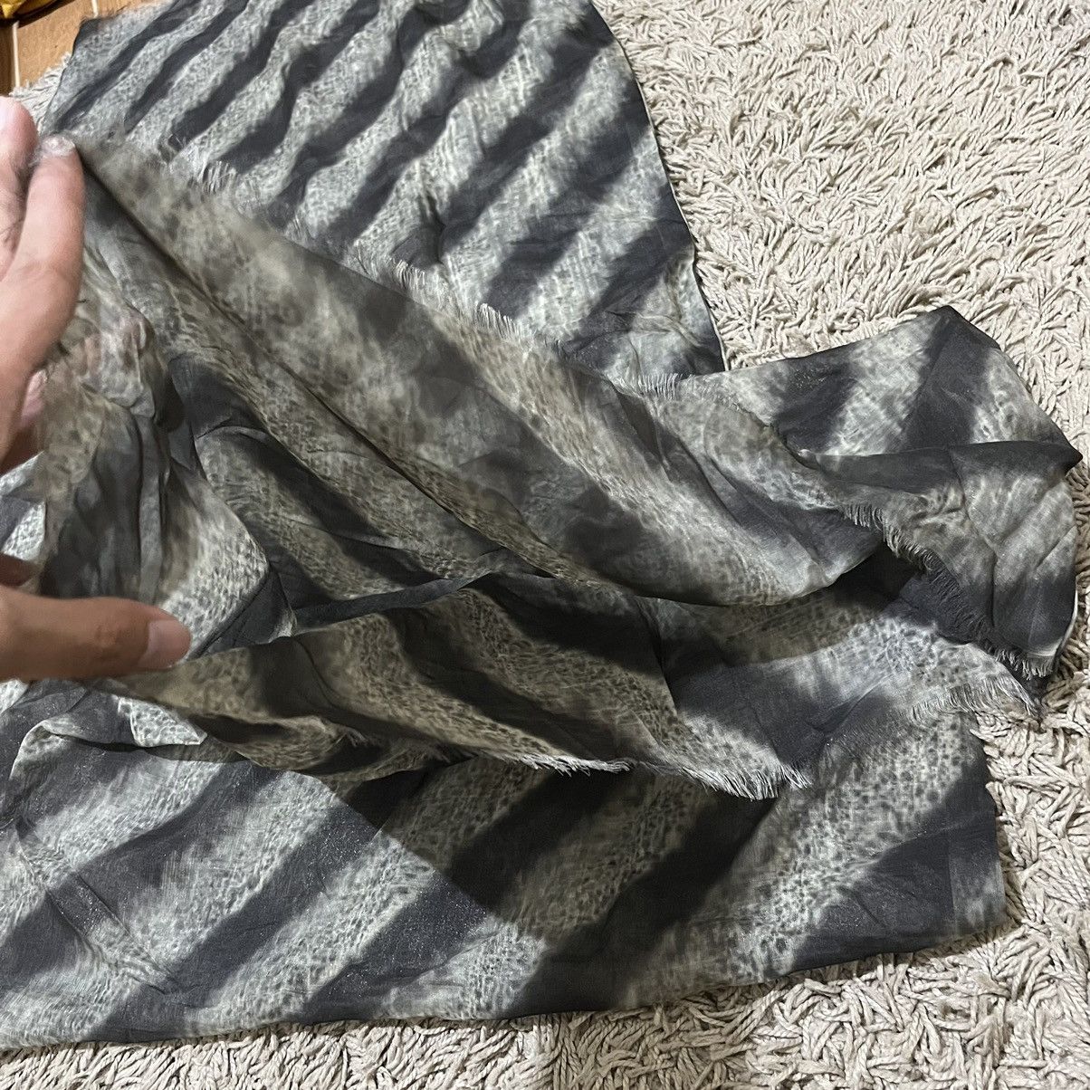 Issey Miyake Issey Miyake Permanente Silk Scarf Size ONE SIZE - 7 Thumbnail